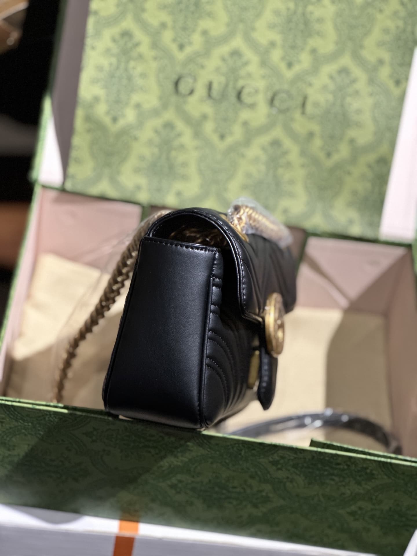 GUCCI GG MARMONT SMALL SHOULDER BAG 446744
