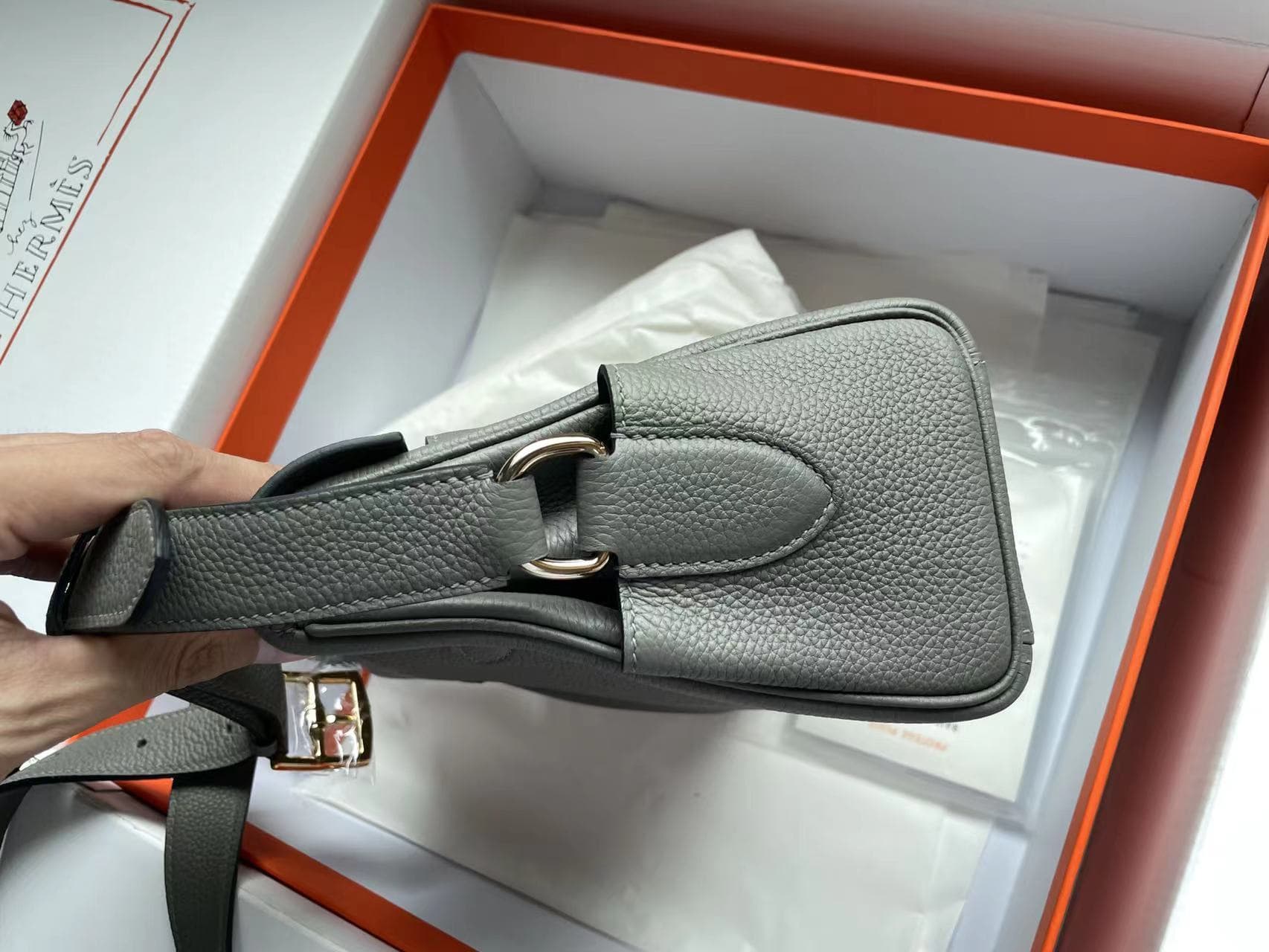 Hermes Kelly Messenger 25cm Taurillon Clemence Leather In Etain WAX