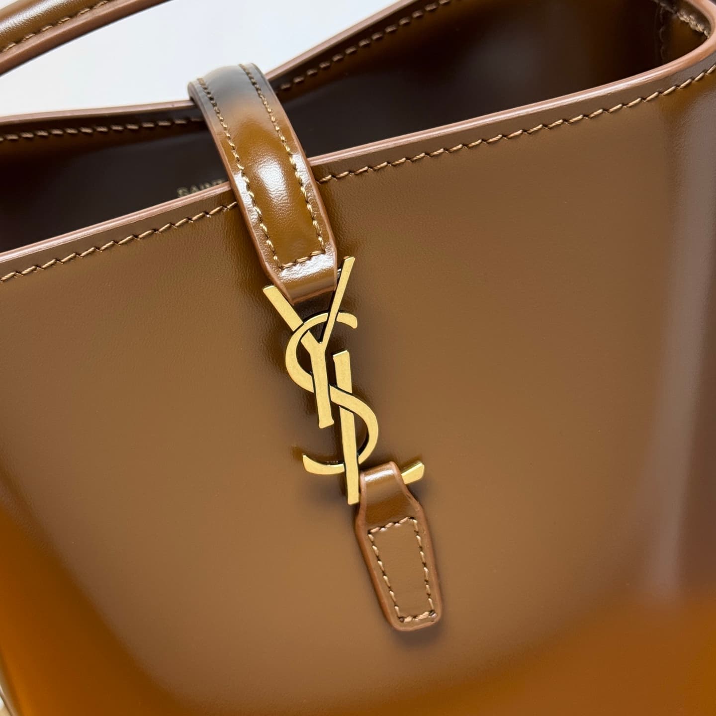 LE 37 mini in shiny leather 765870 FOX High