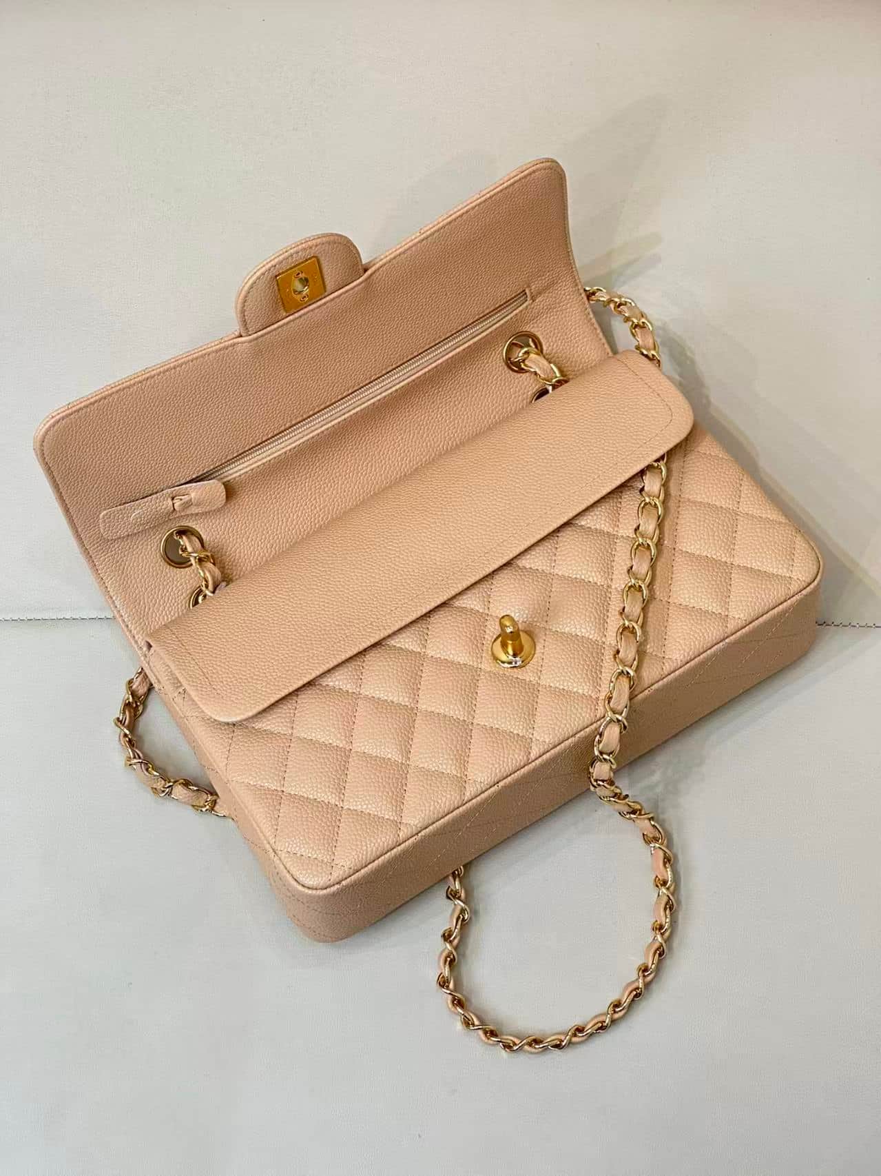 Chanel Medium CLASSIC HANDBAG Grained Calfskin & Gold-Tone Metal Beige TOP