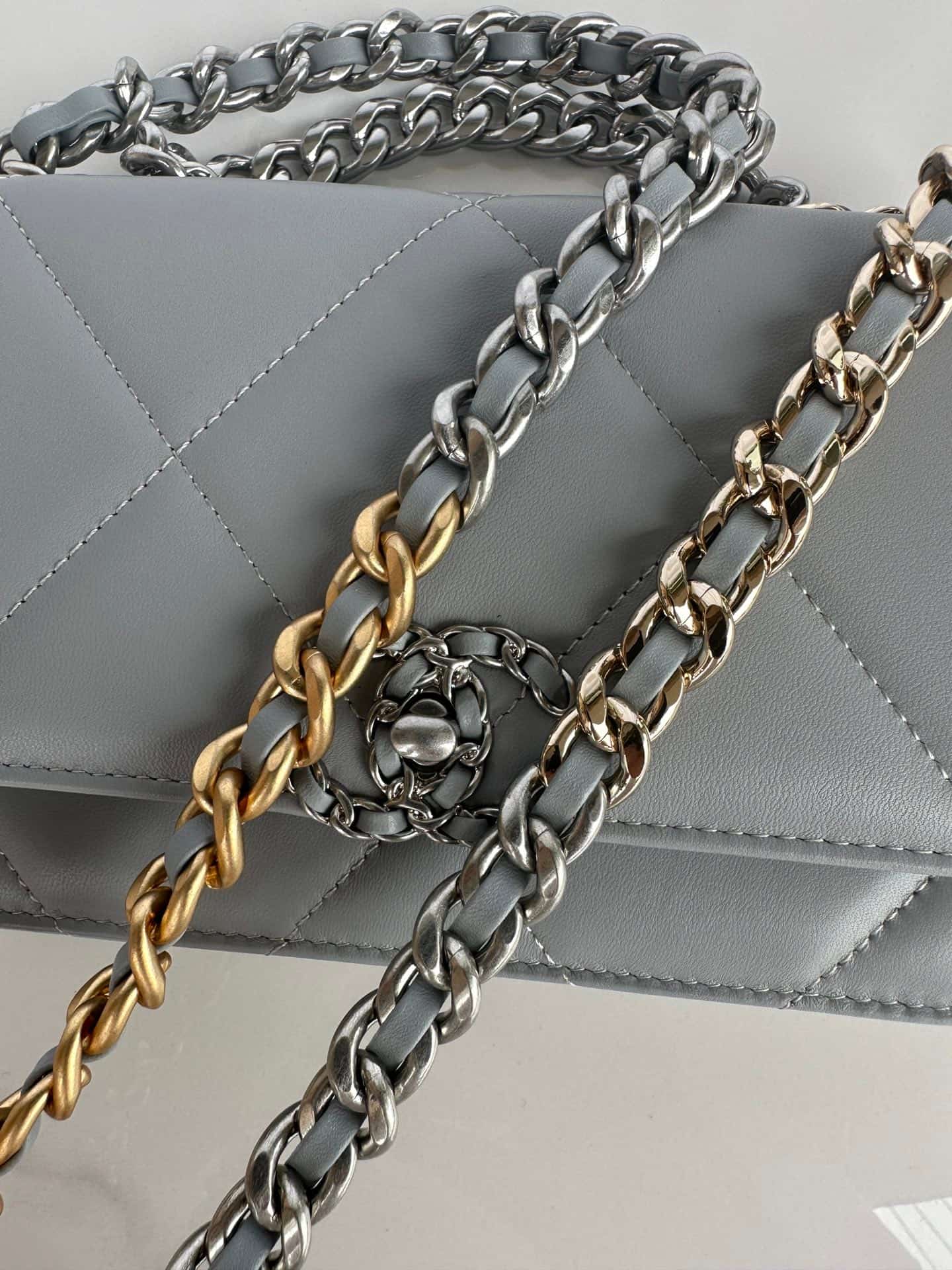 Chanel Wallet on Chain Lambskin Leather & Silver-Tone Metal Grey AP0957 A