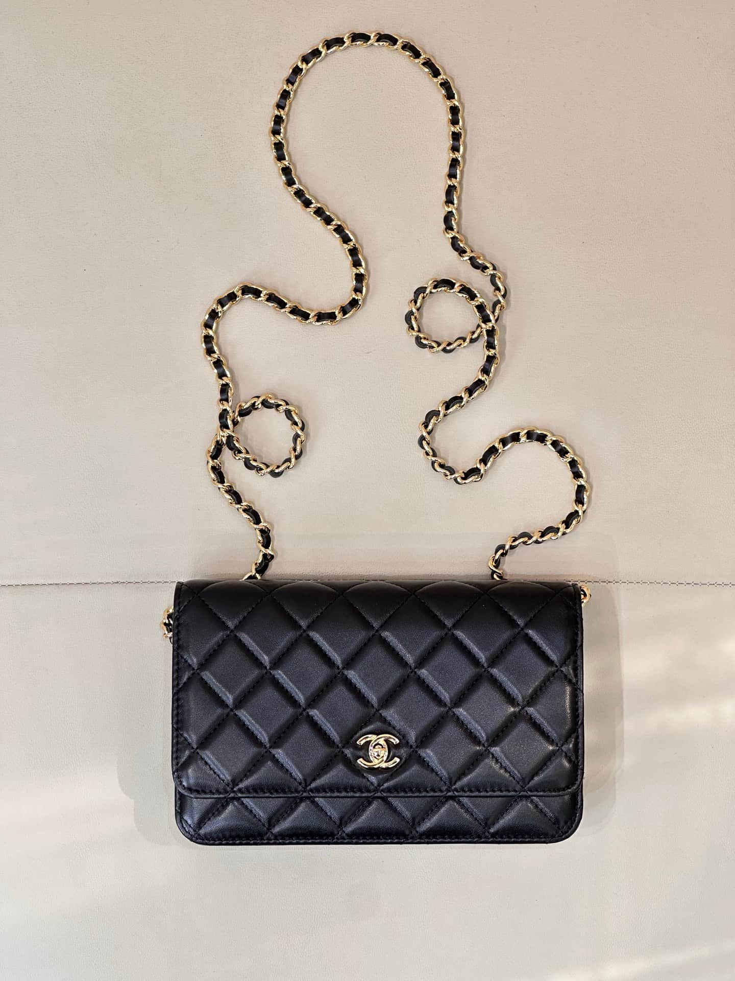 Chanel Classic Wallet on Chain Shiny Lambskin & Gold-Tone Metal AP4241 Black TOP