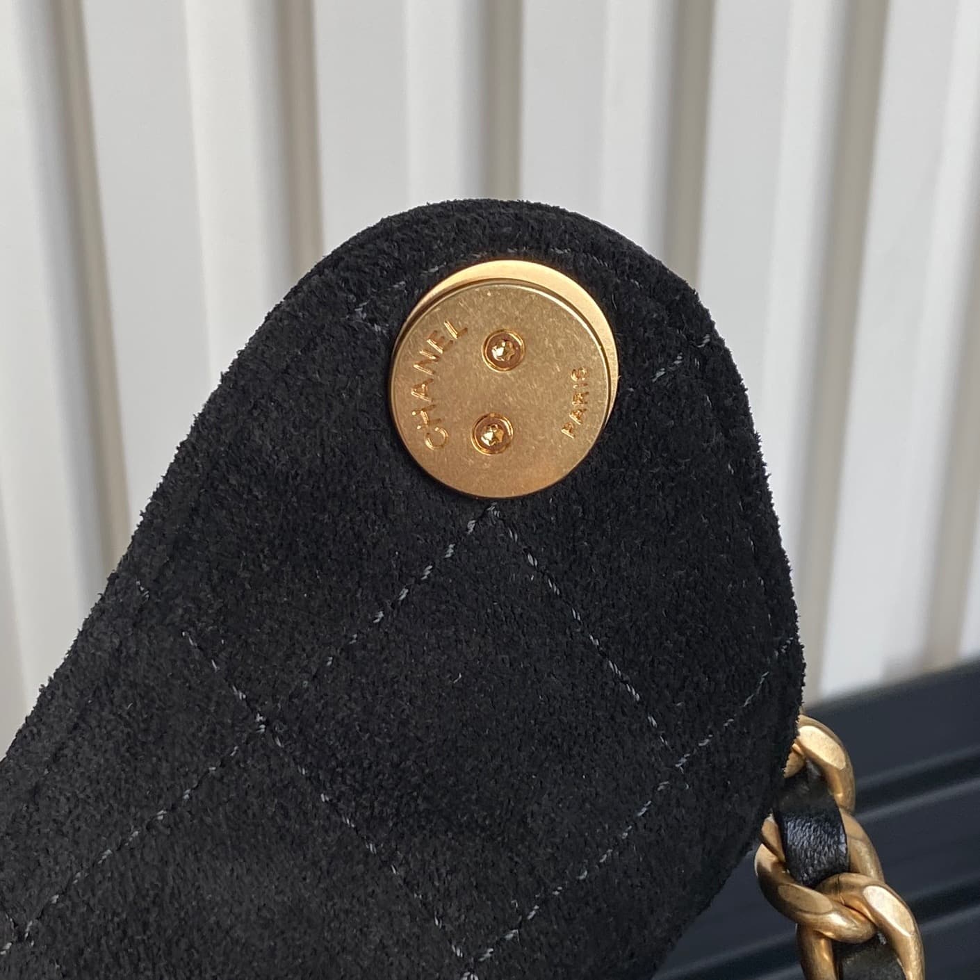 Chanel 25 Small Hobo handbag AS5293 Suede & gold-tone metal Black A