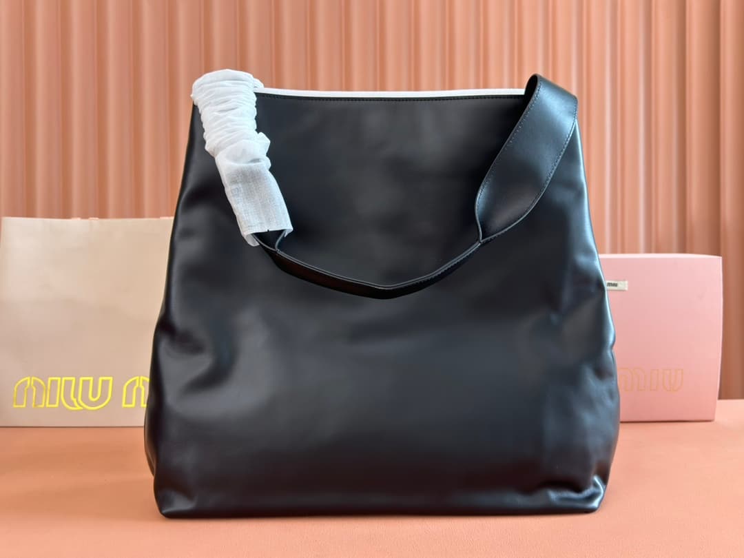 Miu Miu Leather Hobo Bag 5BC119 TOP