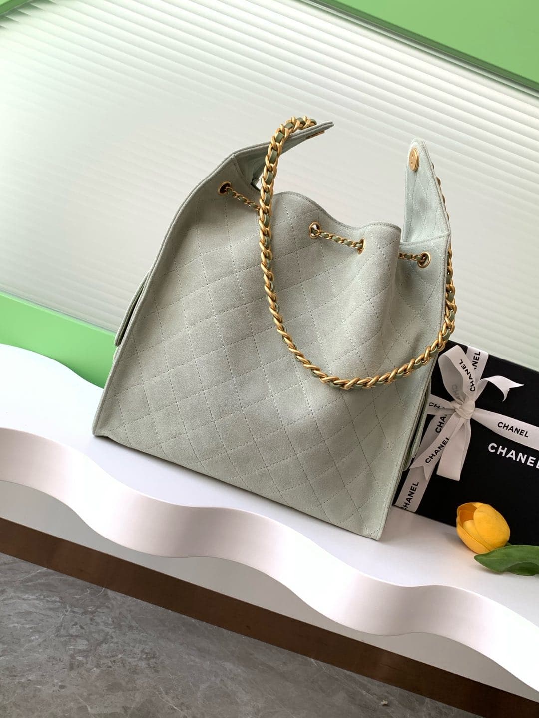 Chanel 25 Medium Hobo Medium handbag AS5311 Suede & Gold-tone Metal Green High