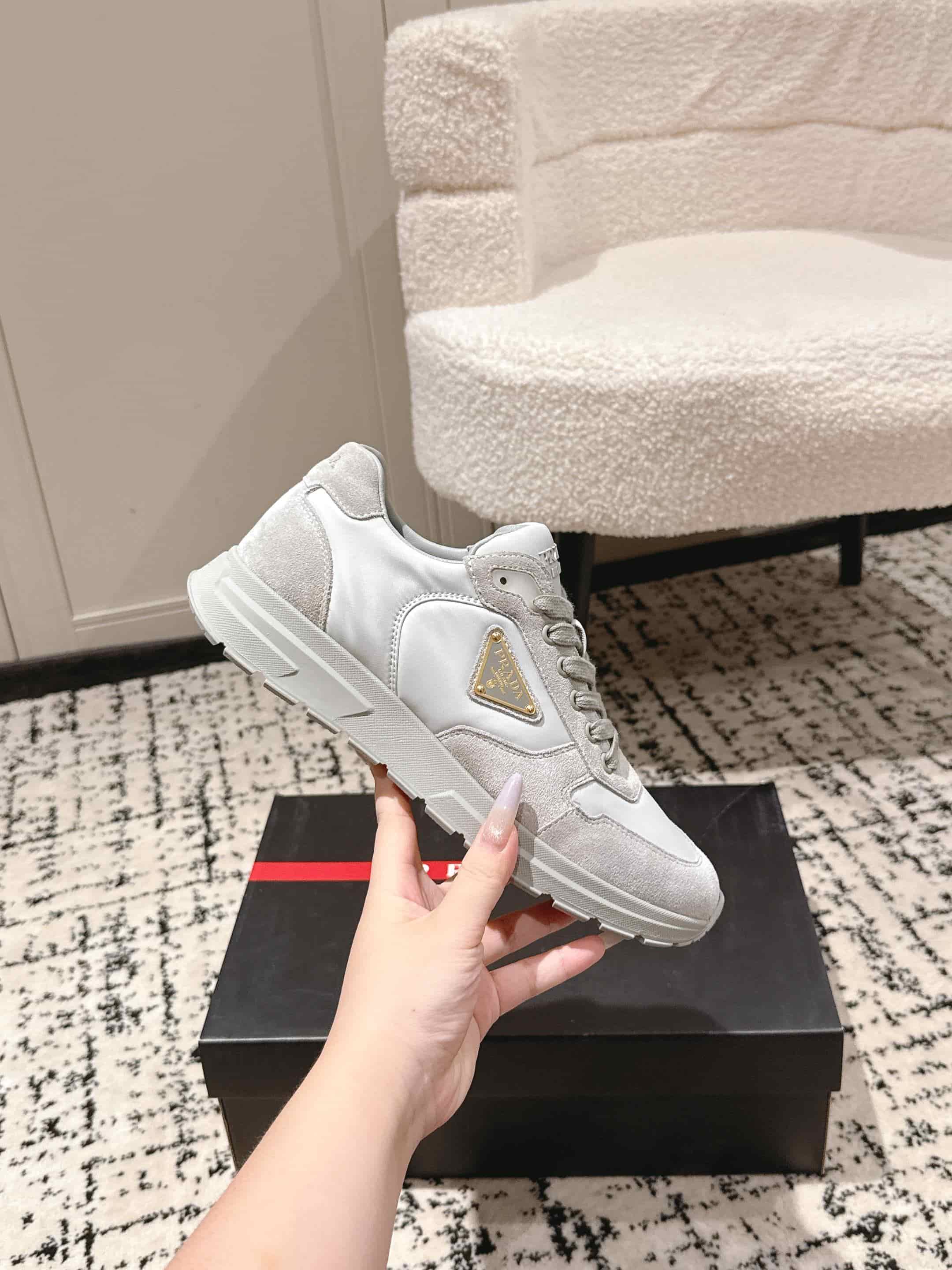 Prada Cloudy Gray Prax 2.0 Re-nylon And Suede Sneakers shoes Men