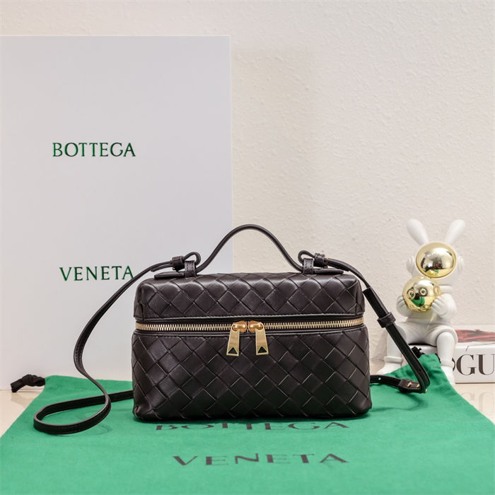 BV Bang Bang Vanity mini intrecciato leather High