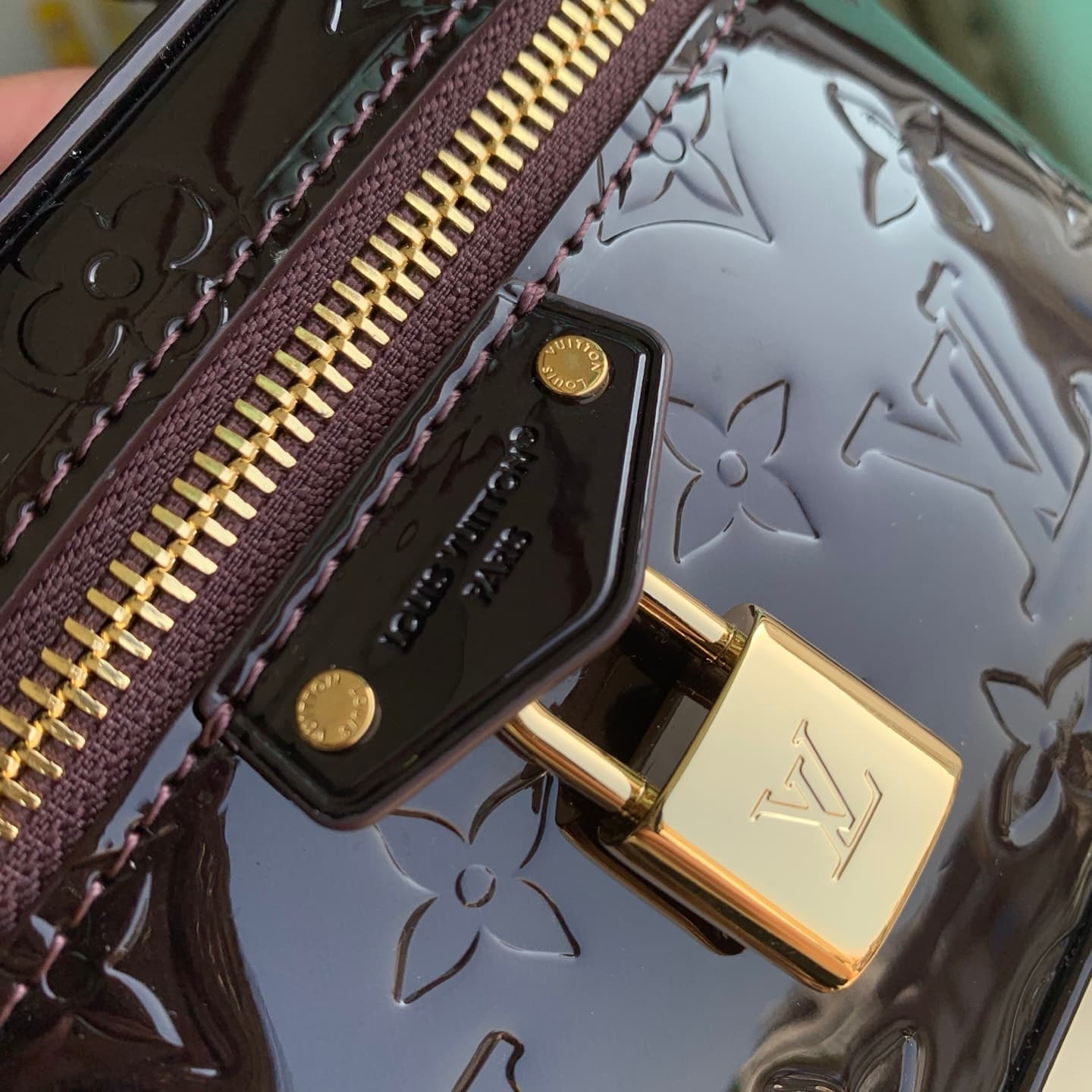 Louis Vuitton Vanity Chain Pouch Datewood Varnished cowhide leather M28334 High