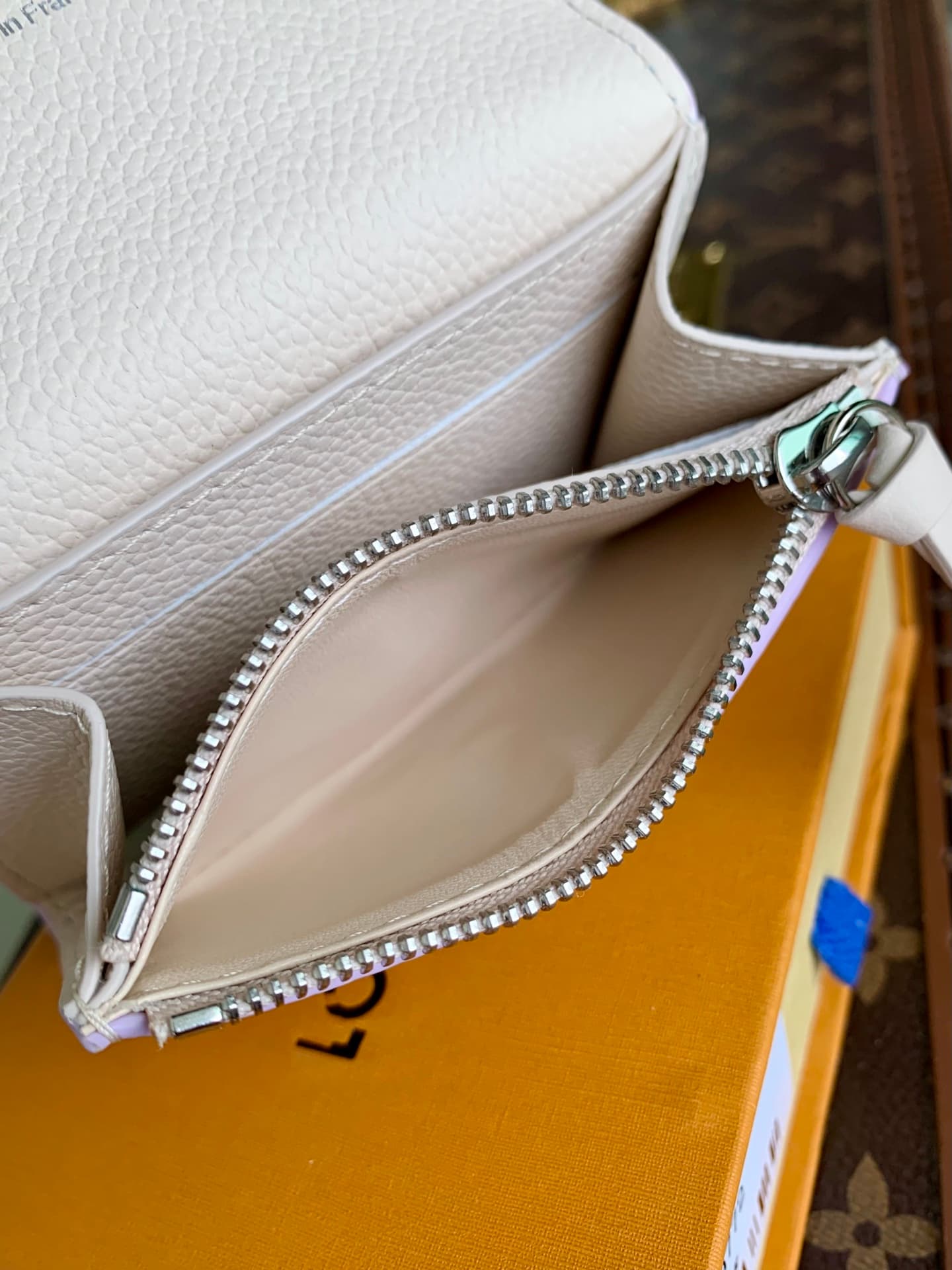 Louis Vuitton Rosalie Coin Purse Monogram Empreinte Link Quartz Cowhide leather M29772 High