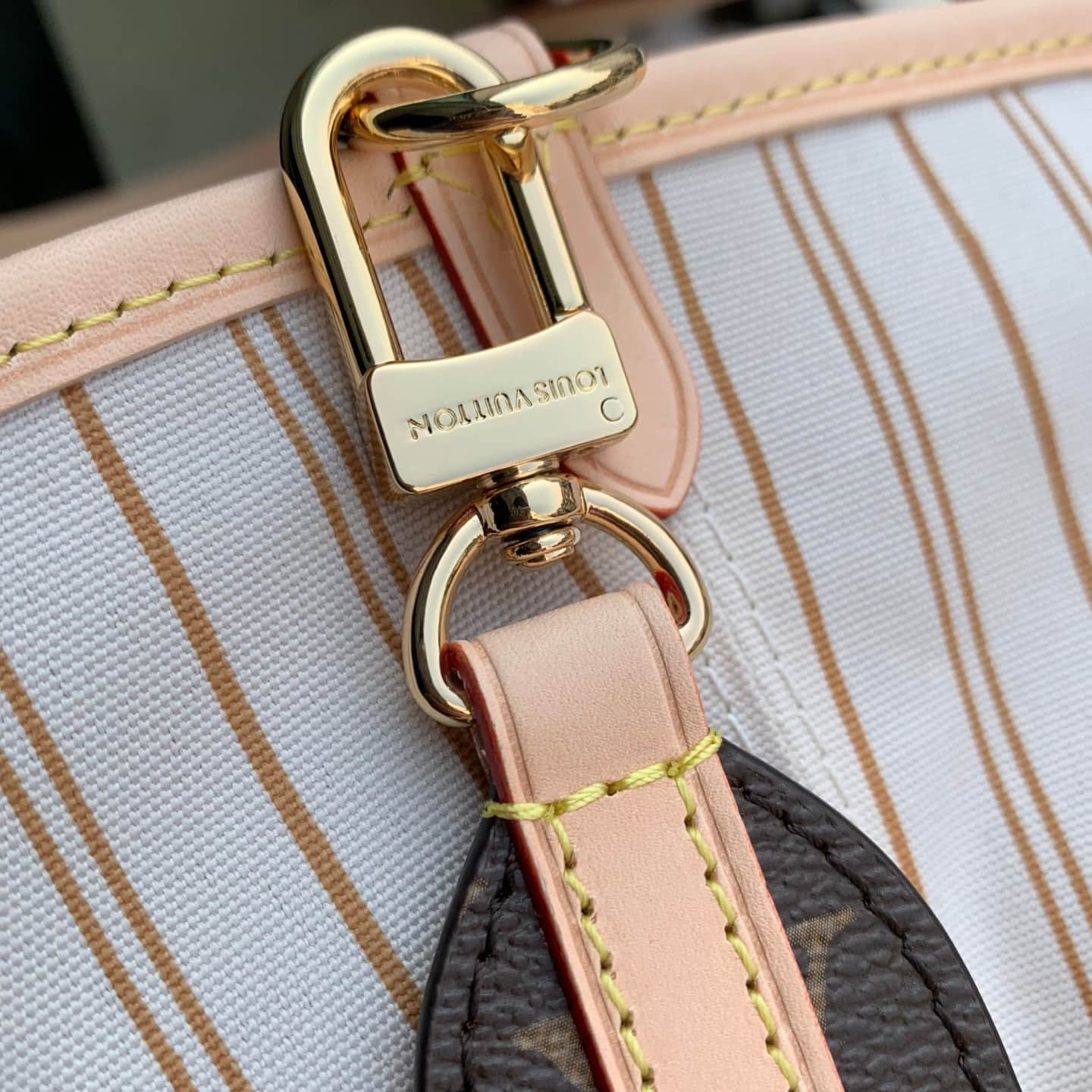 Louis Vuitton  Neverfull Bandoulière Inside Out MM Monogram Sand Cowhide Leather M28407 High