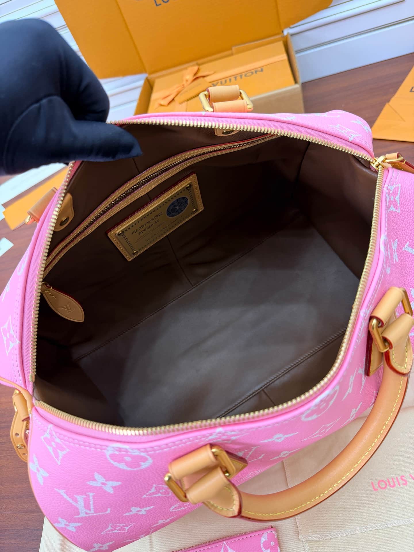 Louis Vuitton Speedy P9 Bandoulière 40 Candy Pink Calf leather M13918 TOP