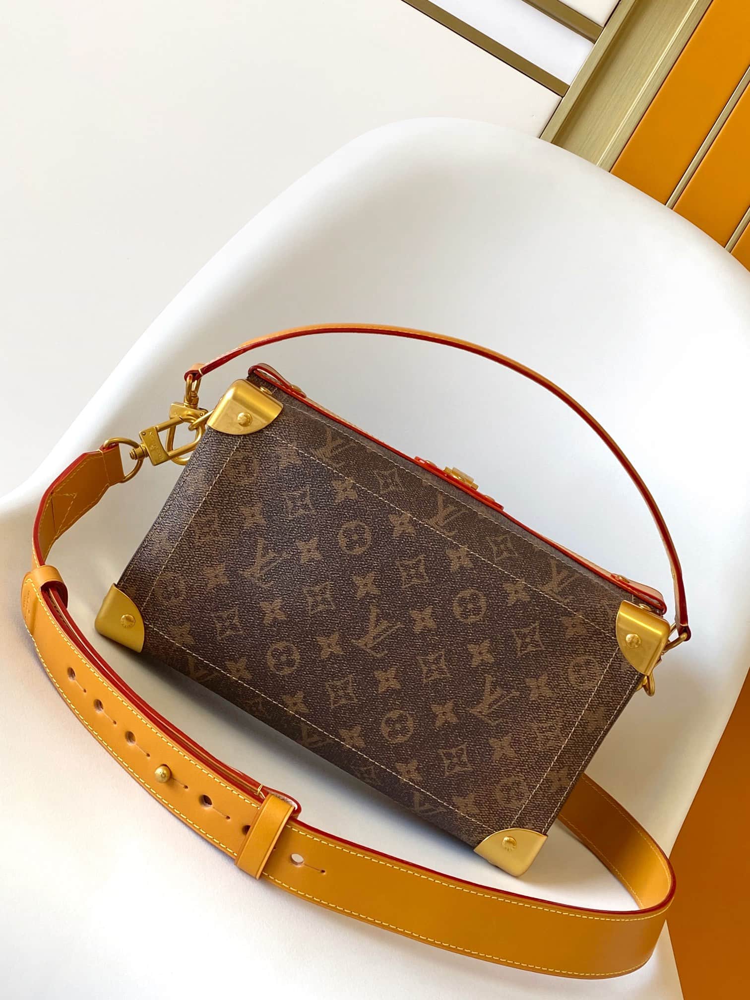 Louis Vuitton Monogram Soul Trunk East West M11536 High