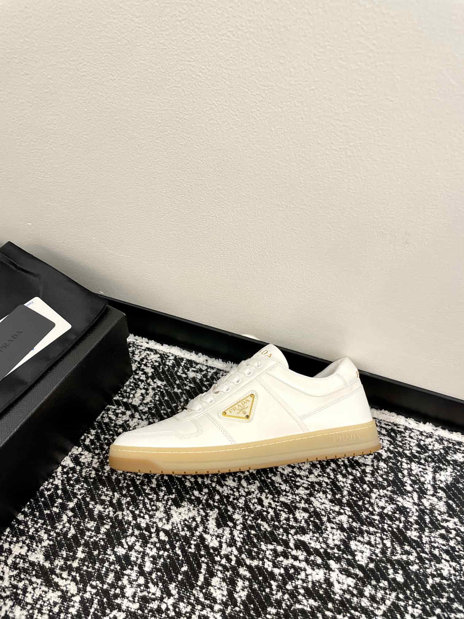 Prada Sneaker shoes Men