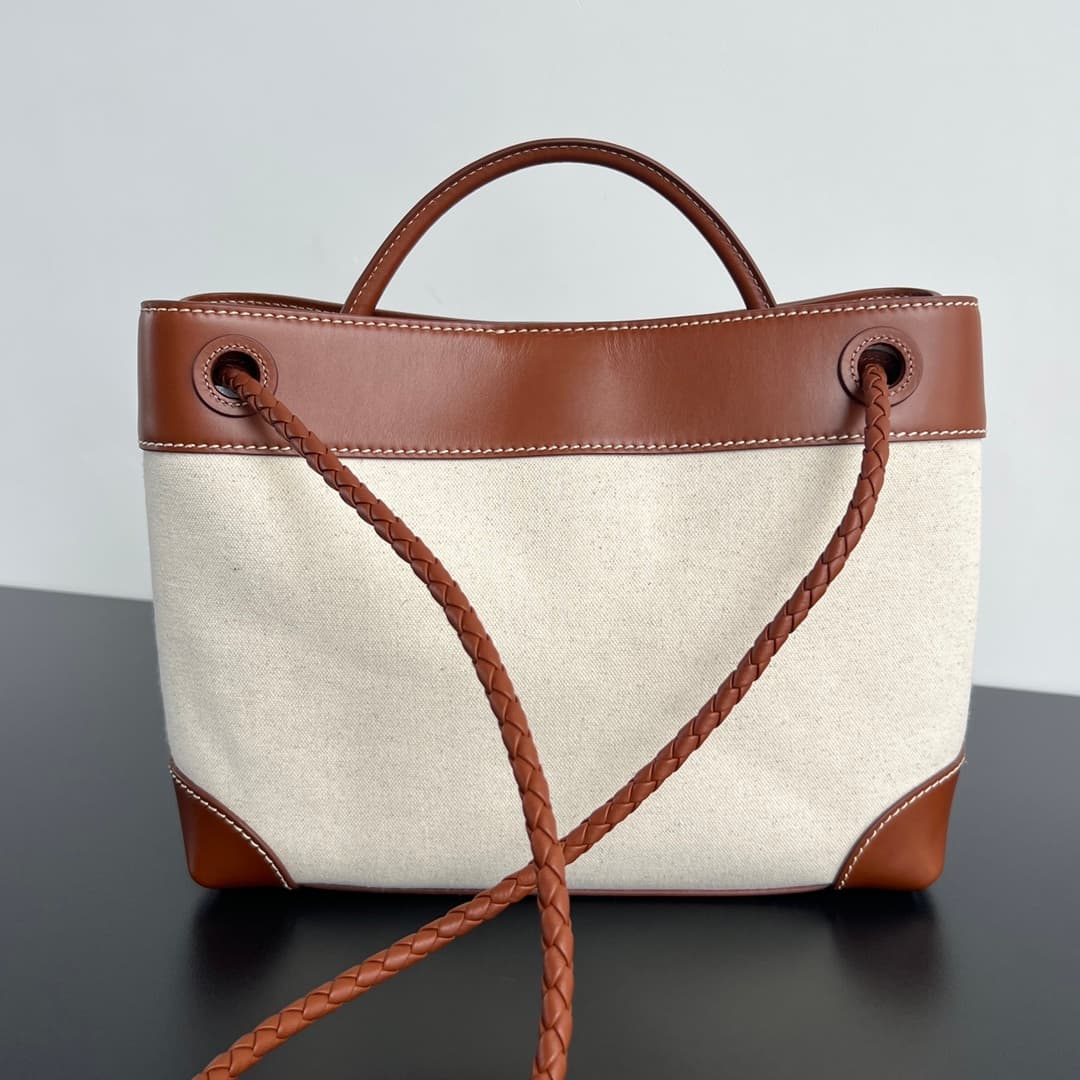 Bottega Veneta Andiamo tote bag in beige calfskin leather with canvas TOP