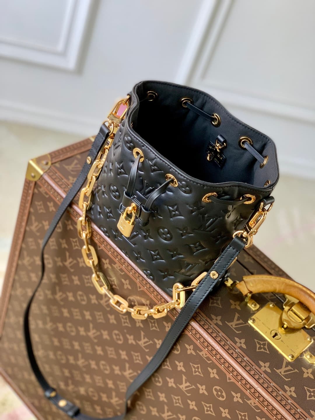 Louis Vuitton Coussin Bucket bag Monogram-embossed lambskin M26216 black high