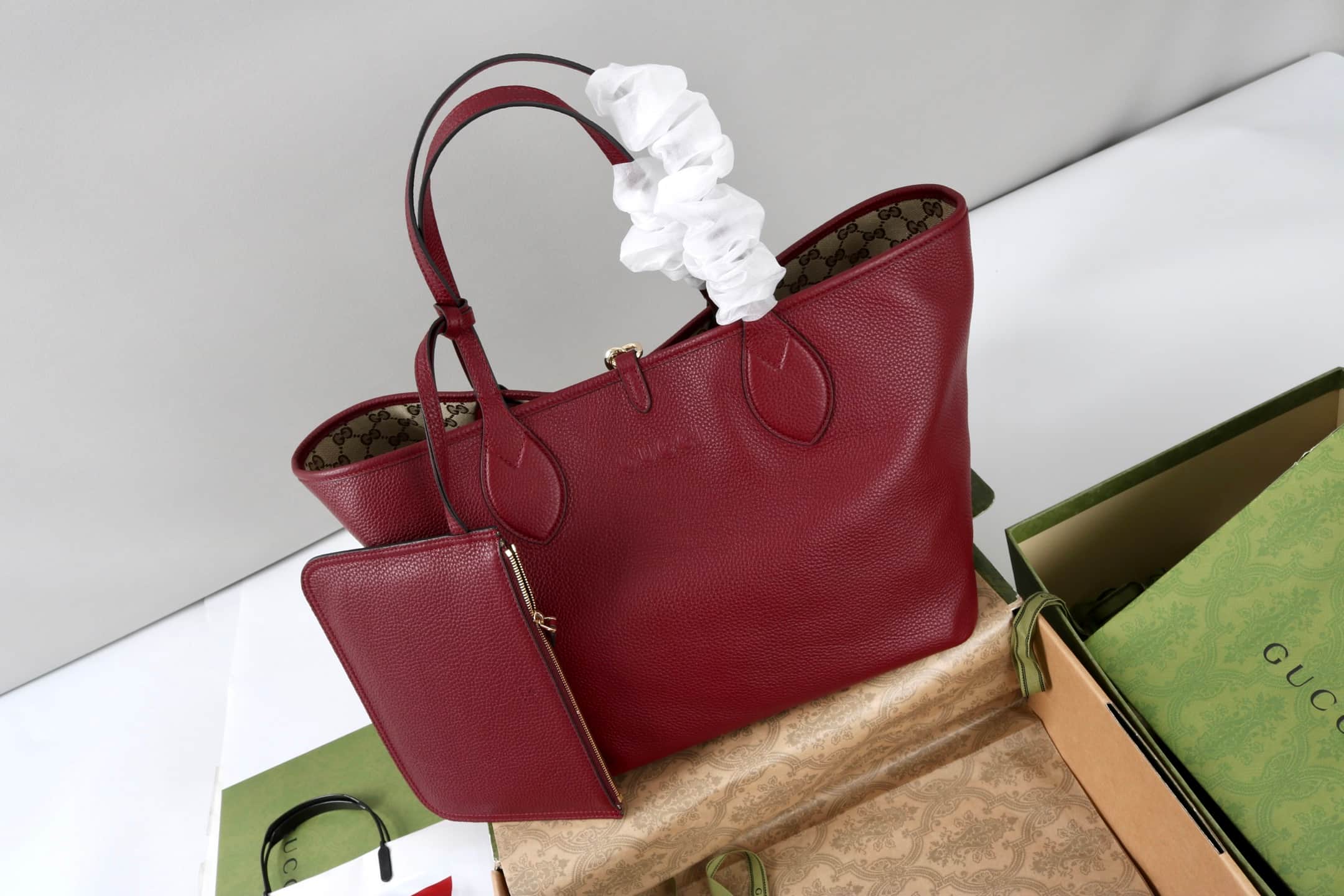 Gucci Totissima large reversible tote bag 839112 Red leather High