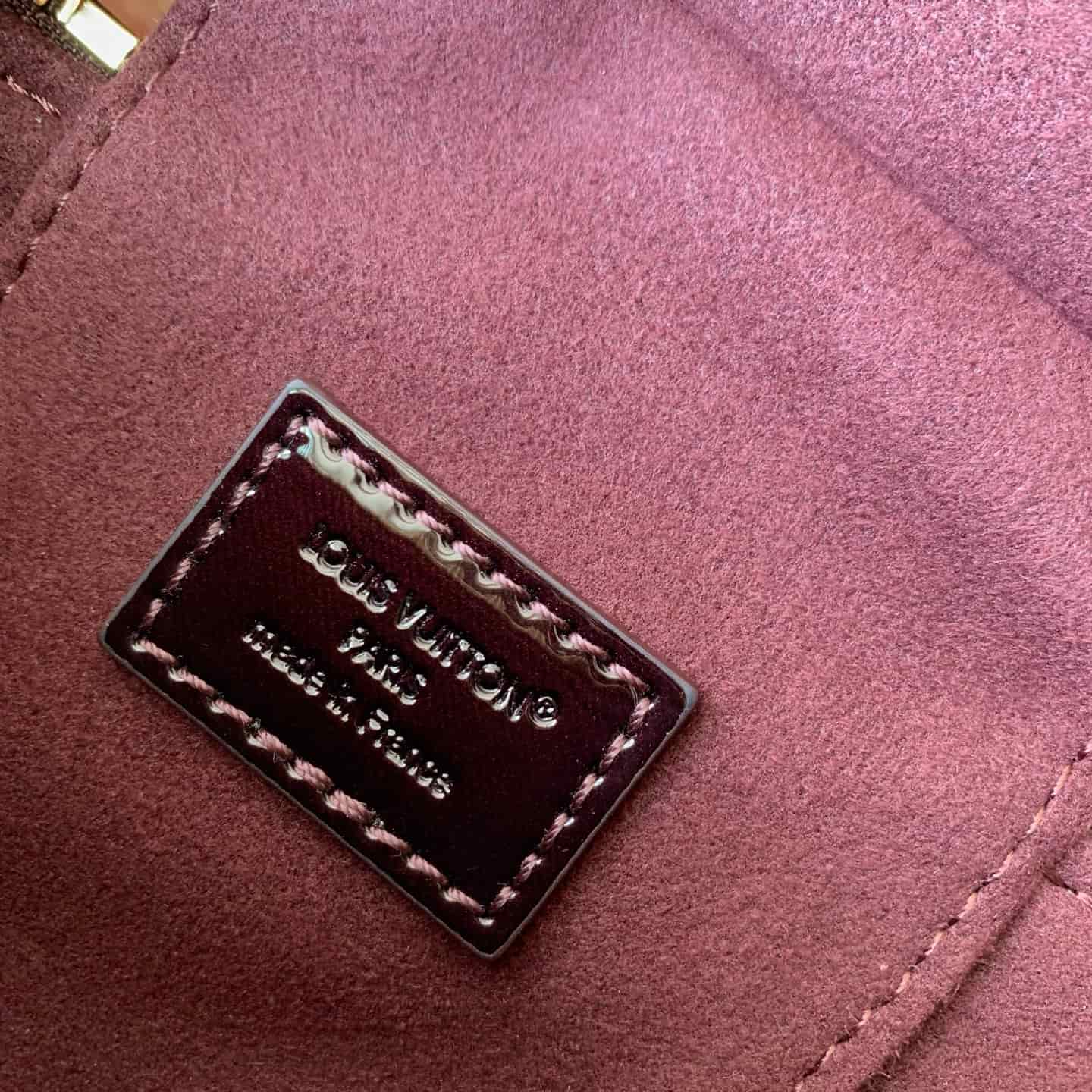 Louis Vuitton Vanity Chain Pouch Datewood Varnished cowhide leather M28334 High