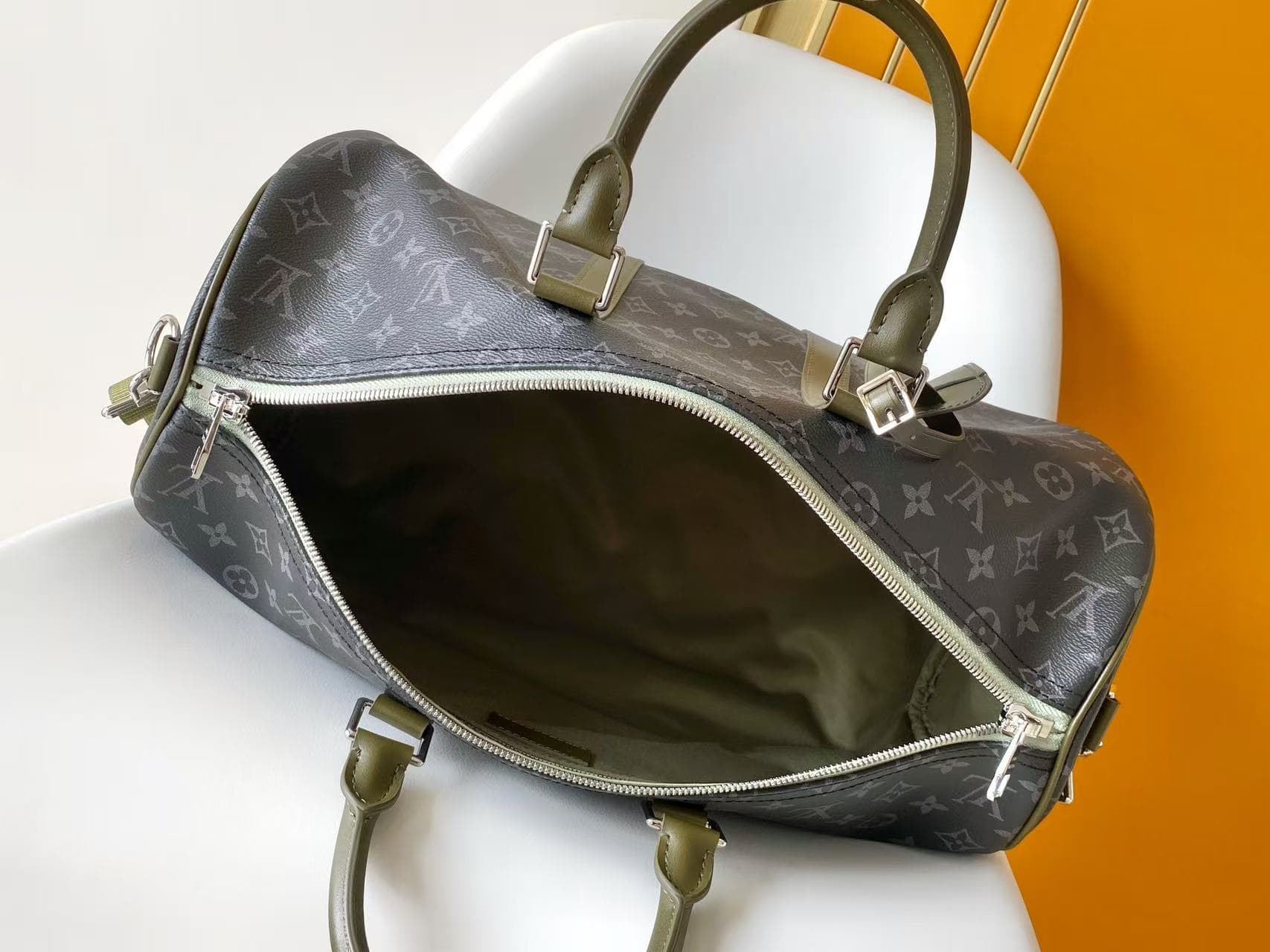 Louis Vuitton Keepall Bandoulière 45 Khaki Green Monogram Eclipse coated canvas M28837 High