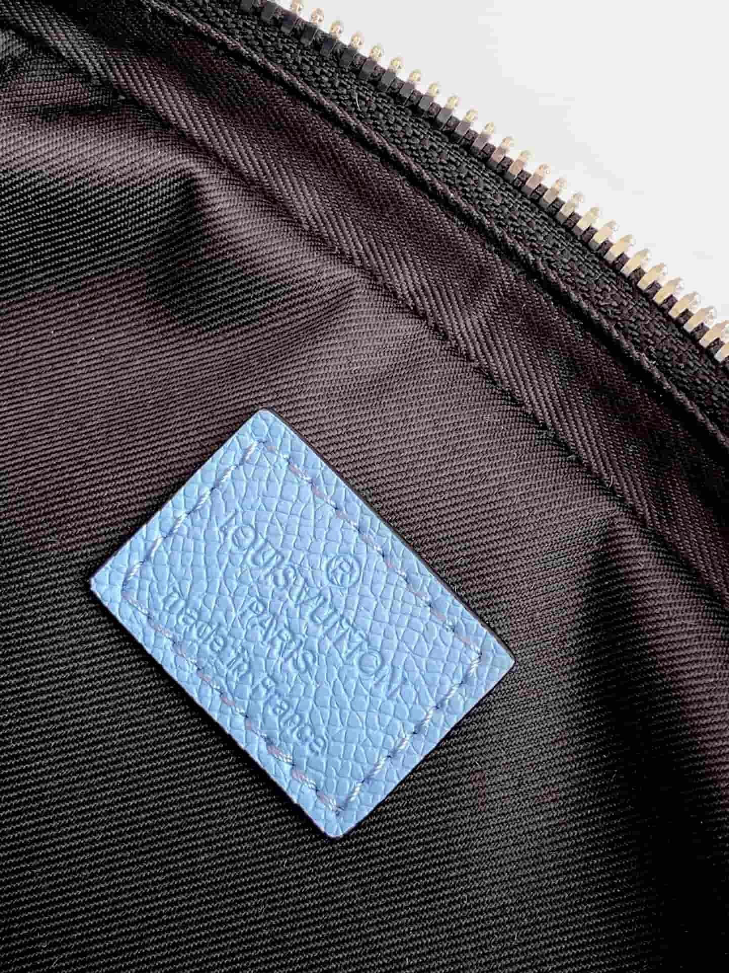 Louis Vuitton Alpha Messenger bag in Sky Blue Taigarama Monogram Coated Canvas M14073 High