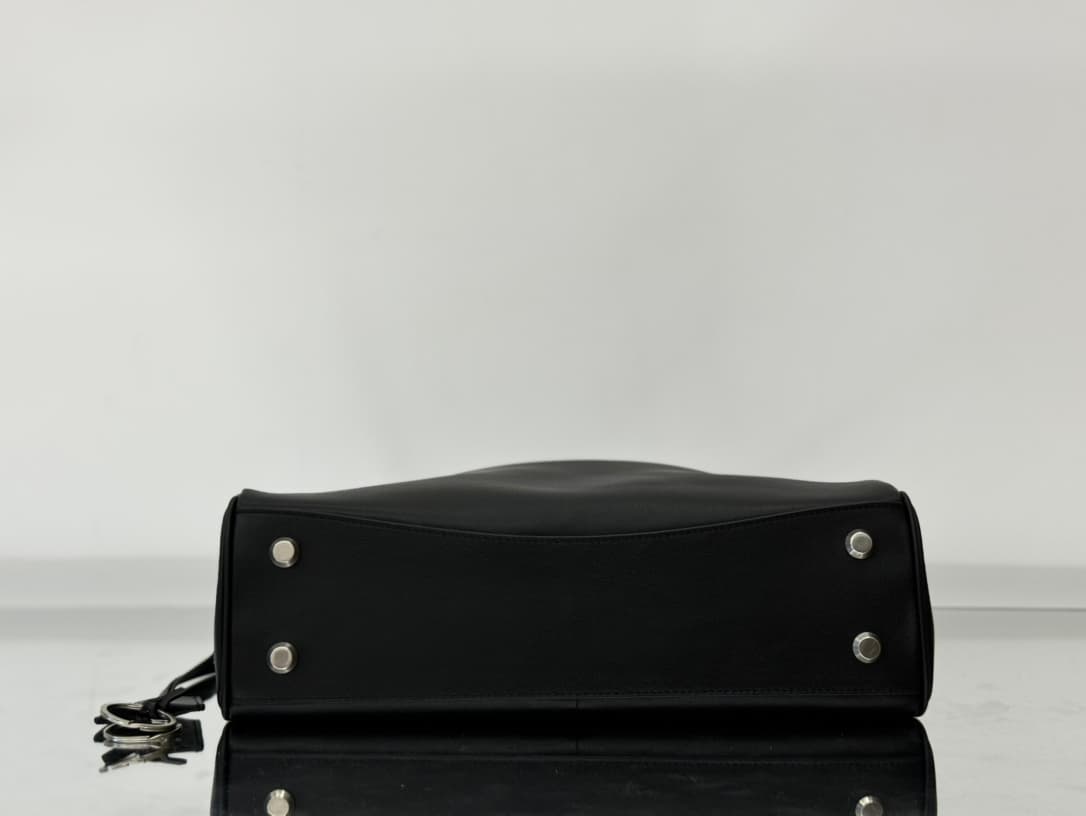 Balenciaga Rodeo Medium Bag in Black Leather With Sliver-Tone Metal TOP