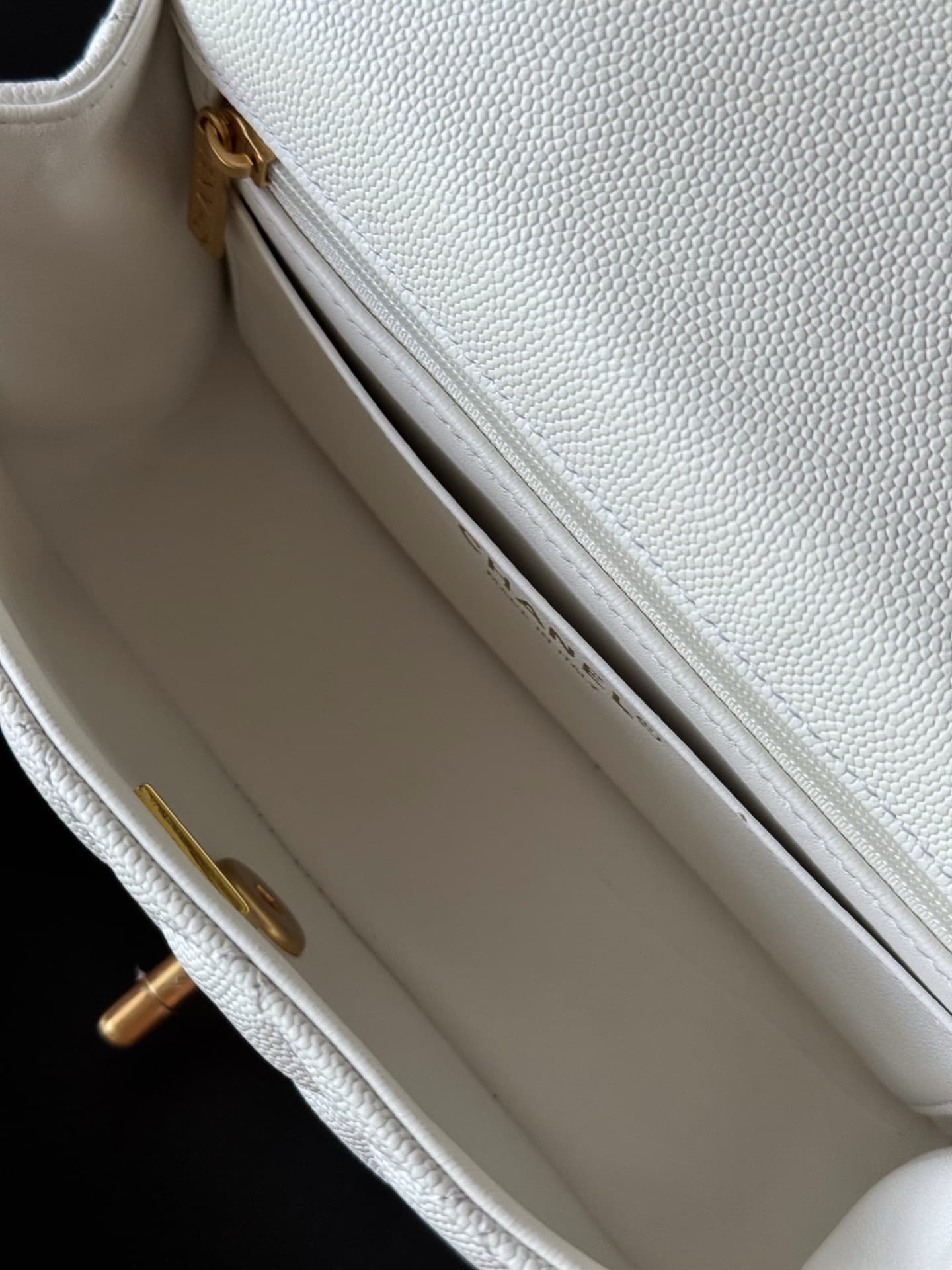 Chanel Mini Flap Bag with Top Handle Grained Shiny Calfskin & Gold-Tone Metal White AS5701 TOP
