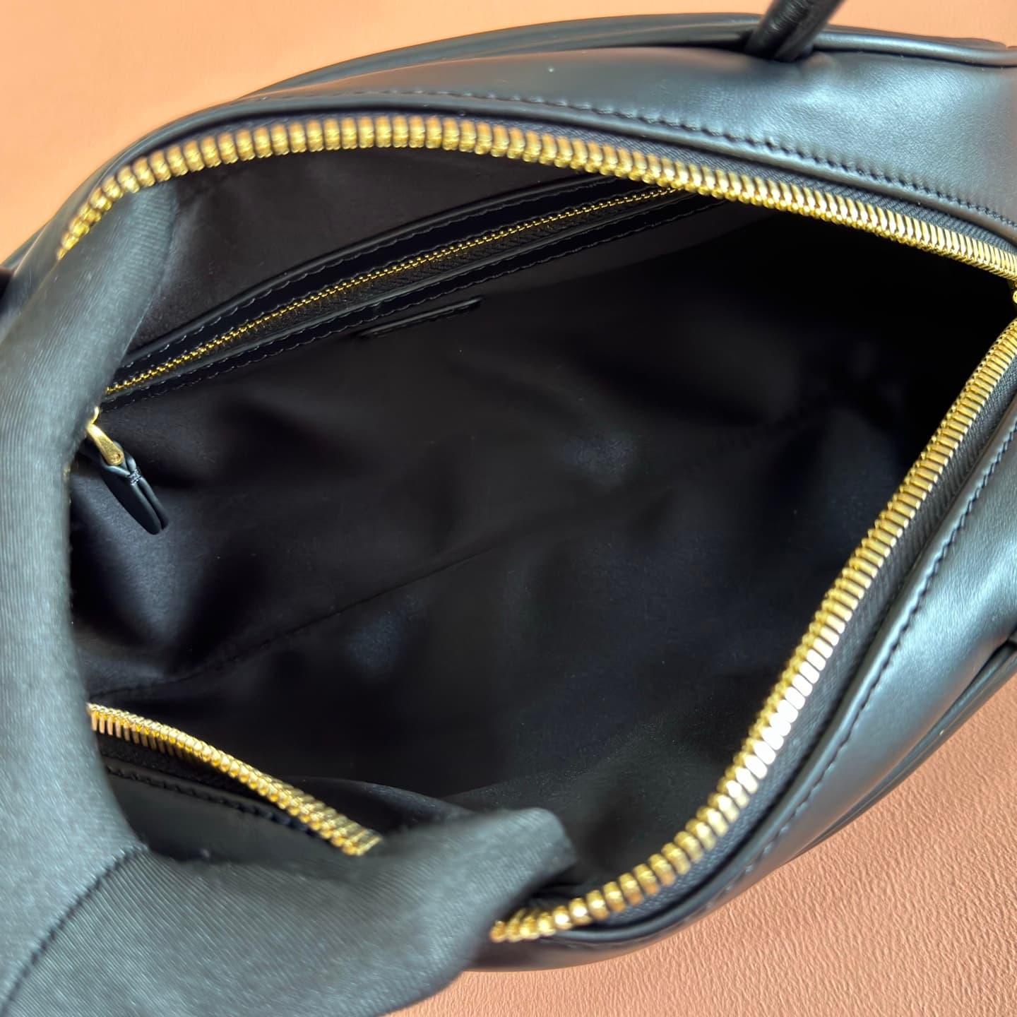 Miu Miu Black Beau Leather Bag 5BB193 TOP