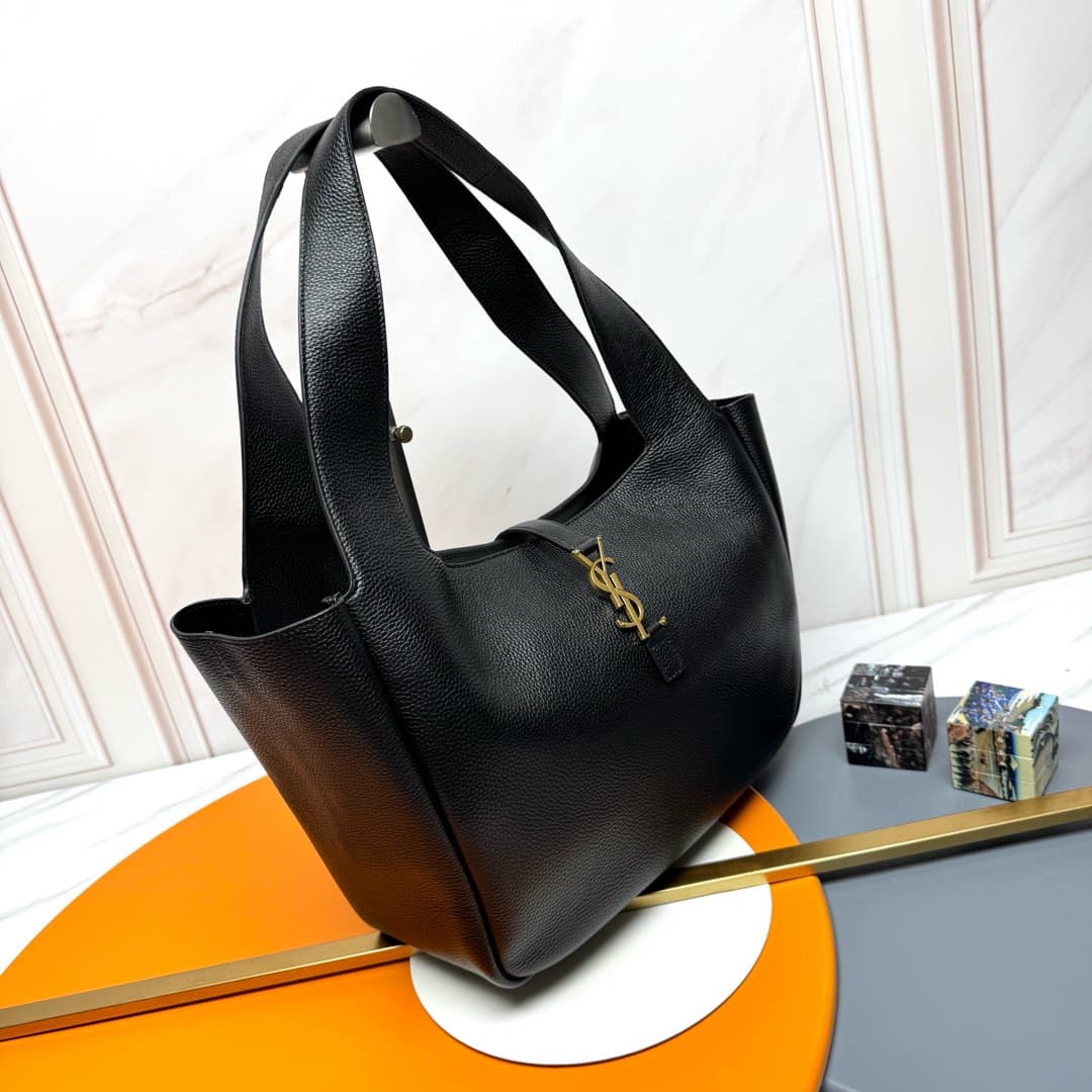 LE 5 À 7 BEA in grained leather 763435 Black TOP