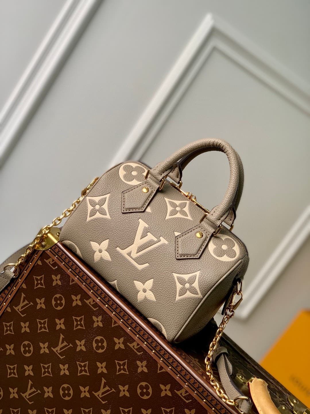 Louis Vuitton Speedy Bandoulière 20 Tourterelle Gray / Crème Beige M46575 High