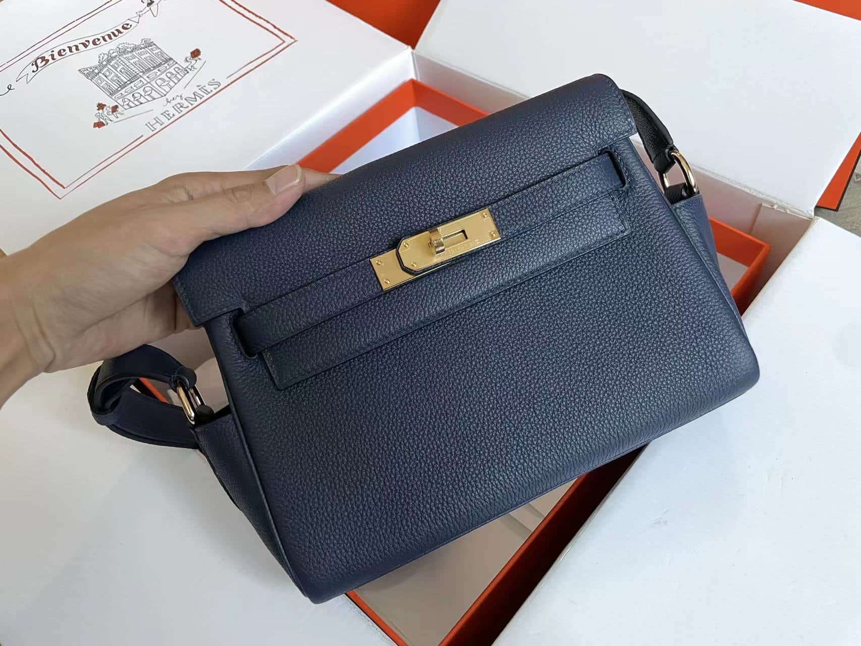 Hermes Kelly Messenger 25cm Taurillon Clemence Leather In Navy WAX