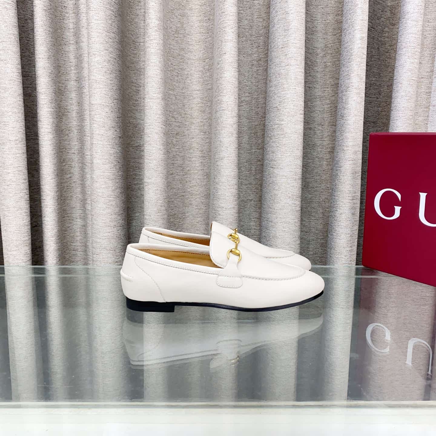 Gucci Loafer  shoes Women