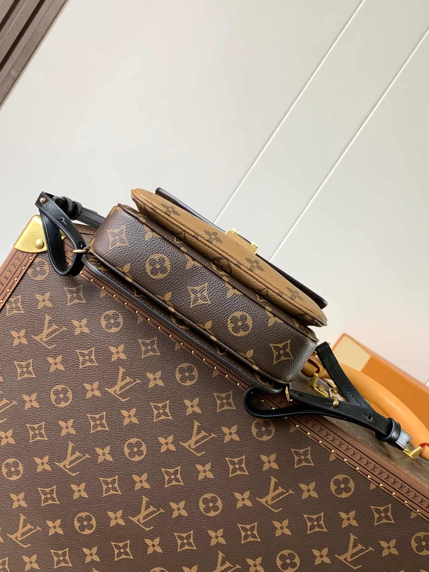 Louis Vuitton Pochette Métis Backpack Monogram and Monogram Reverse M11941 High