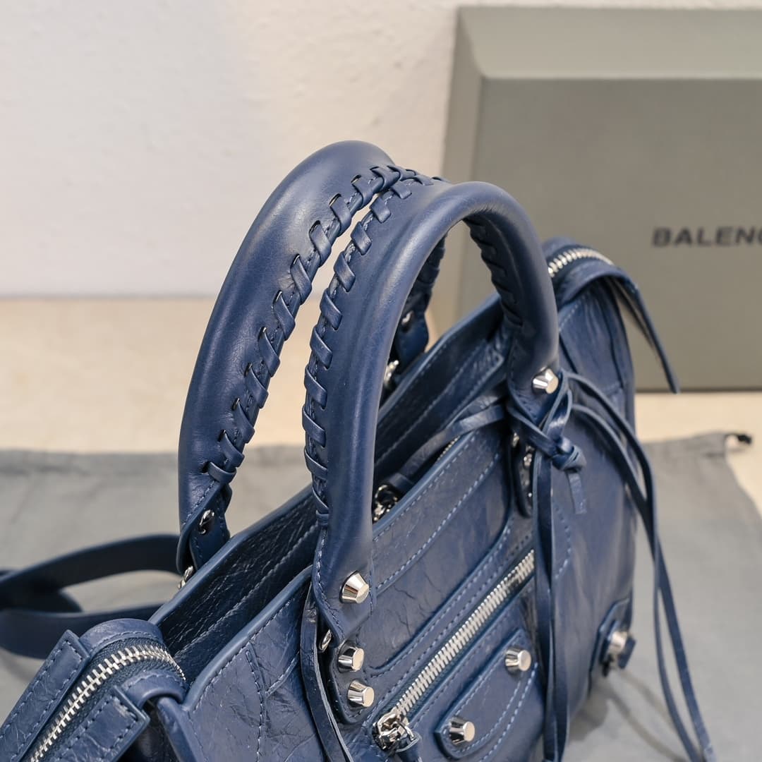 WOMEN'S LE CITY SMALL BAG Lambskin & Silver Metal High