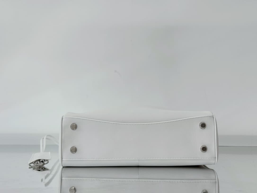 Balenciaga Rodeo Medium Bag in White Leather With Sliver-Tone Metal TOP