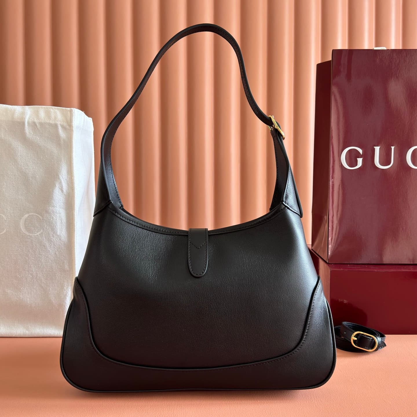 Gucci Jackie 1961 medium shoulder bag Black soft grainy leather ‎863136 High