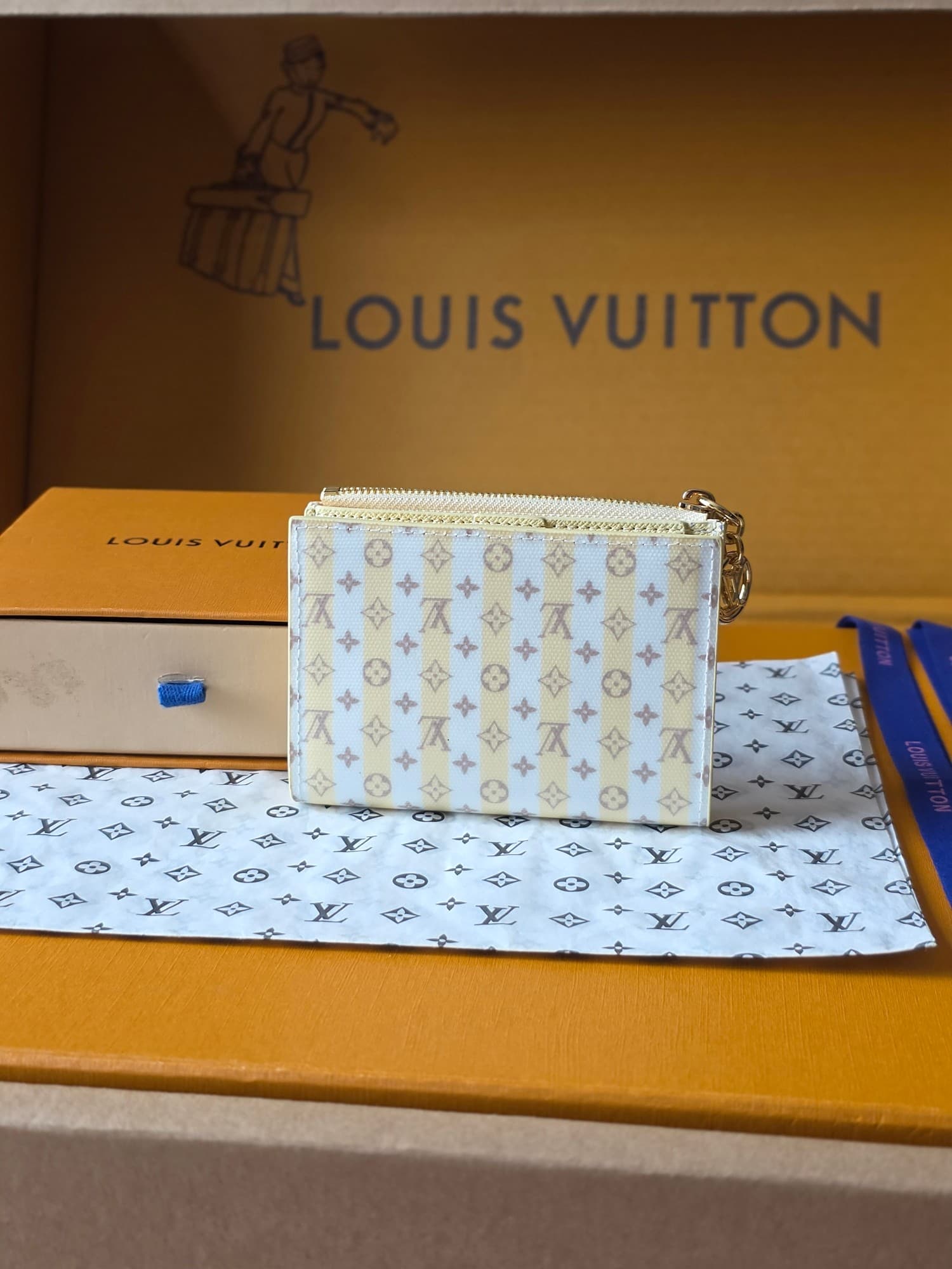 Louis Vuitton Lisa Wallet LV Stamp Banana Coated canvas M29455 High