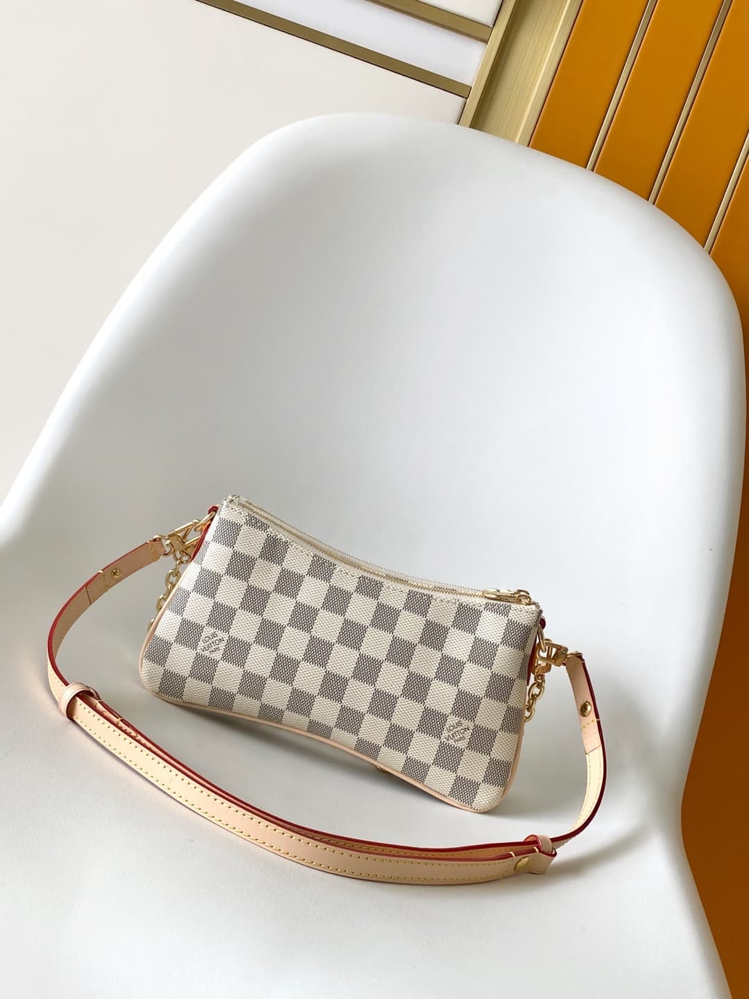 Louis Vuitton Pochette Liv in Damier Azur Canvas N00228 High