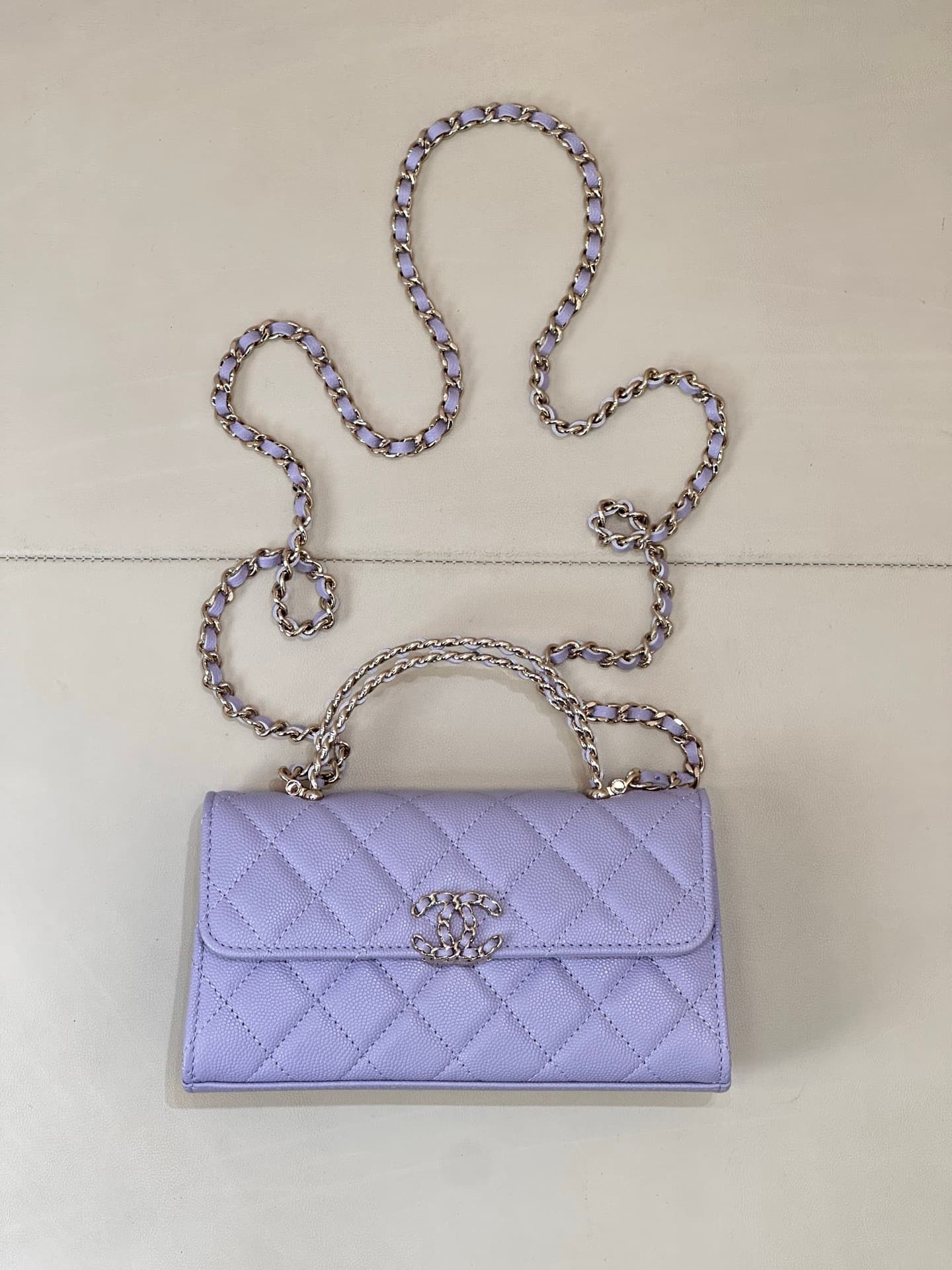 Chanel Clutch with chain Grained Calfskin&Gold-Tone Metal Purple AP3238 TOP