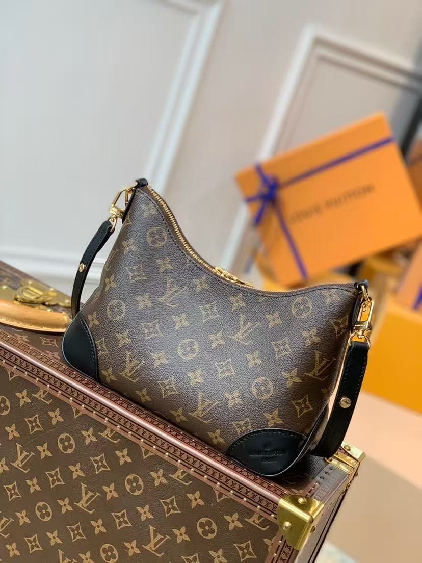 Louis Vuitton Boulogne Monogram coated canvas High