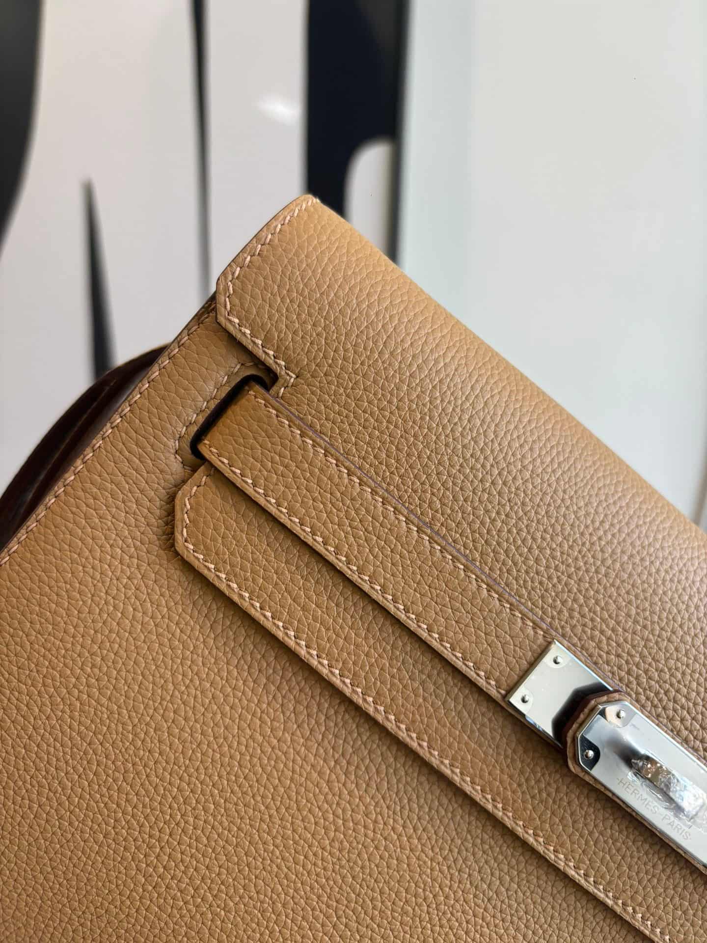 Hermes Kelly Depeches 25 Pouch Togo Leather WAX High