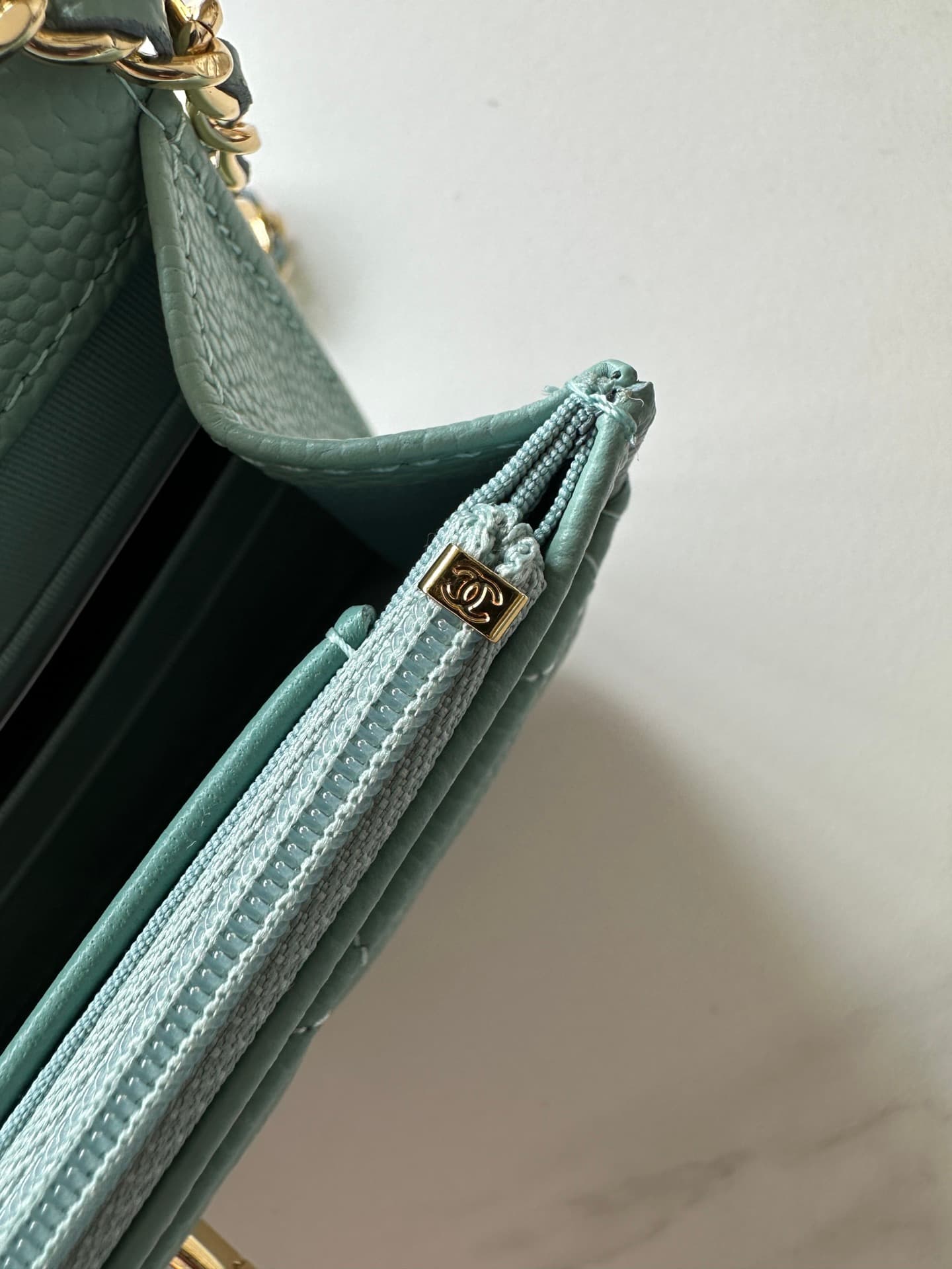 Chanel Classic Wallet on Chain Grained Shiny Calfskin & Gold-Tone Metal AP4241 Light Green High