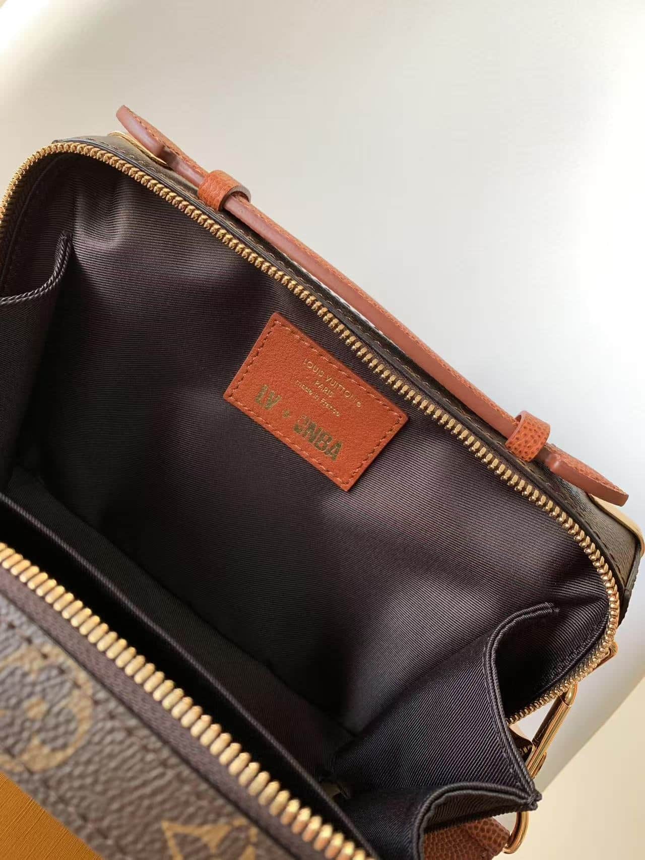 Louis Vuitton LVXNBA HANDLE TRUNK Monogram coated canvas M45785 High