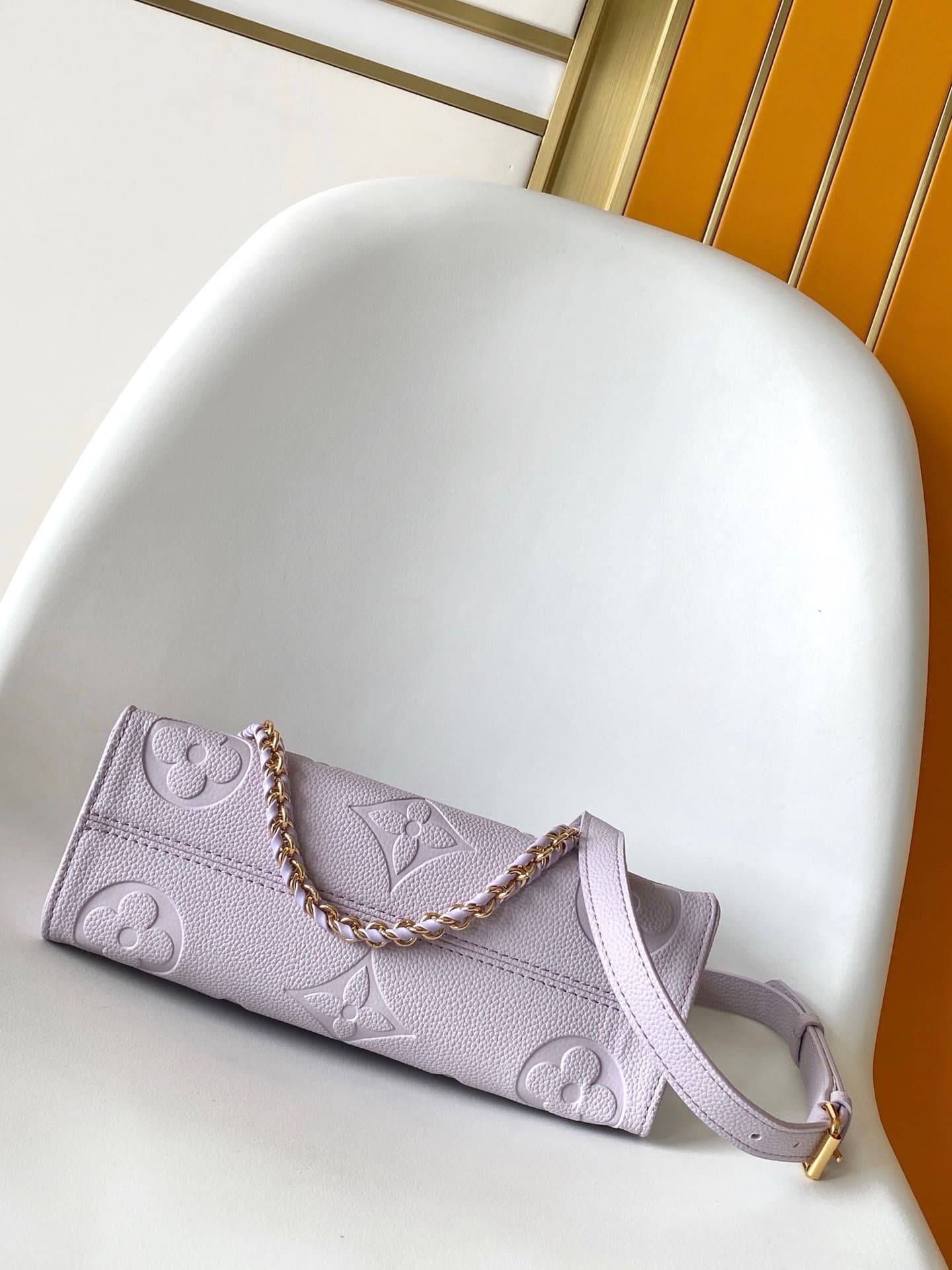 Louis Vuitton OnTheGo East West Misty Lilac Embossed grained cowhide leather M15192 High