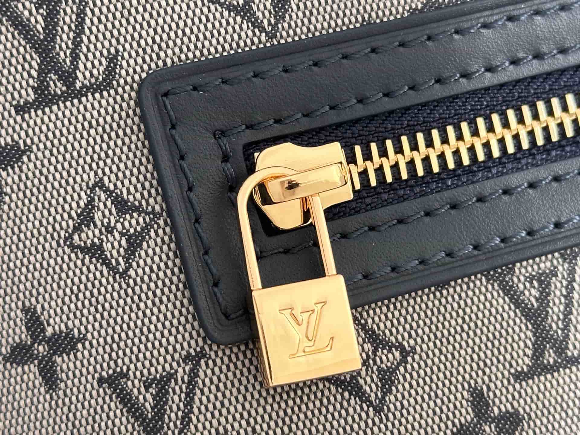 Louis Vuitton Monogram Lin Lucille shoulder bag M92609 High