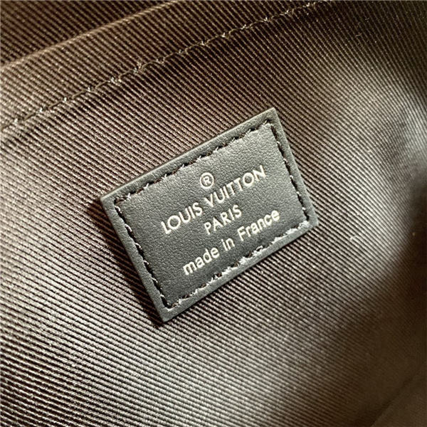 Louis Vuitton STEAMER MESSENGER Monogram Eclipse High