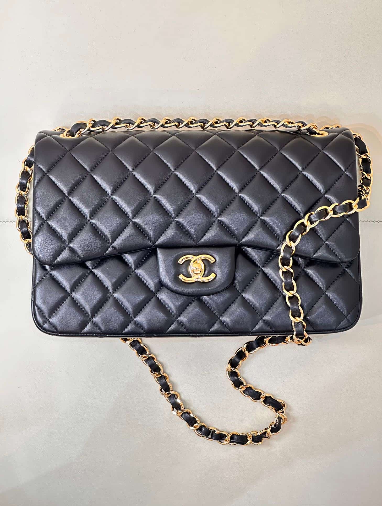 Chanel Large CLASSIC HANDBAG Lambskin Black Gold Metal TOP