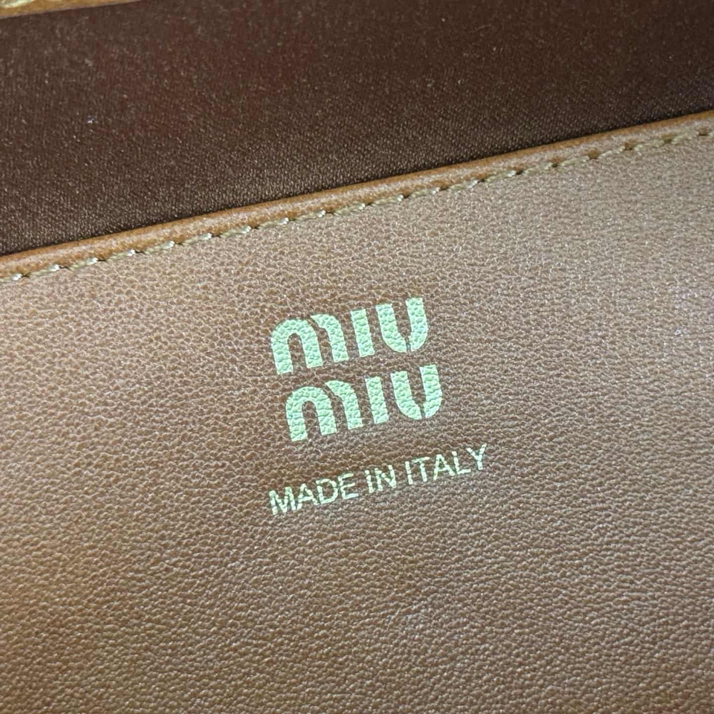 Miu Miu Caprice leather clutch 5BF131 Brown TOP