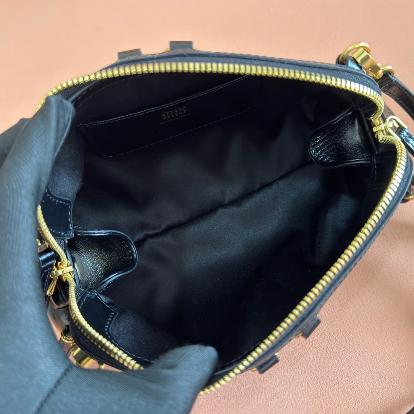 Miu Miu Caprice leather clutch 5BF131 Black TOP