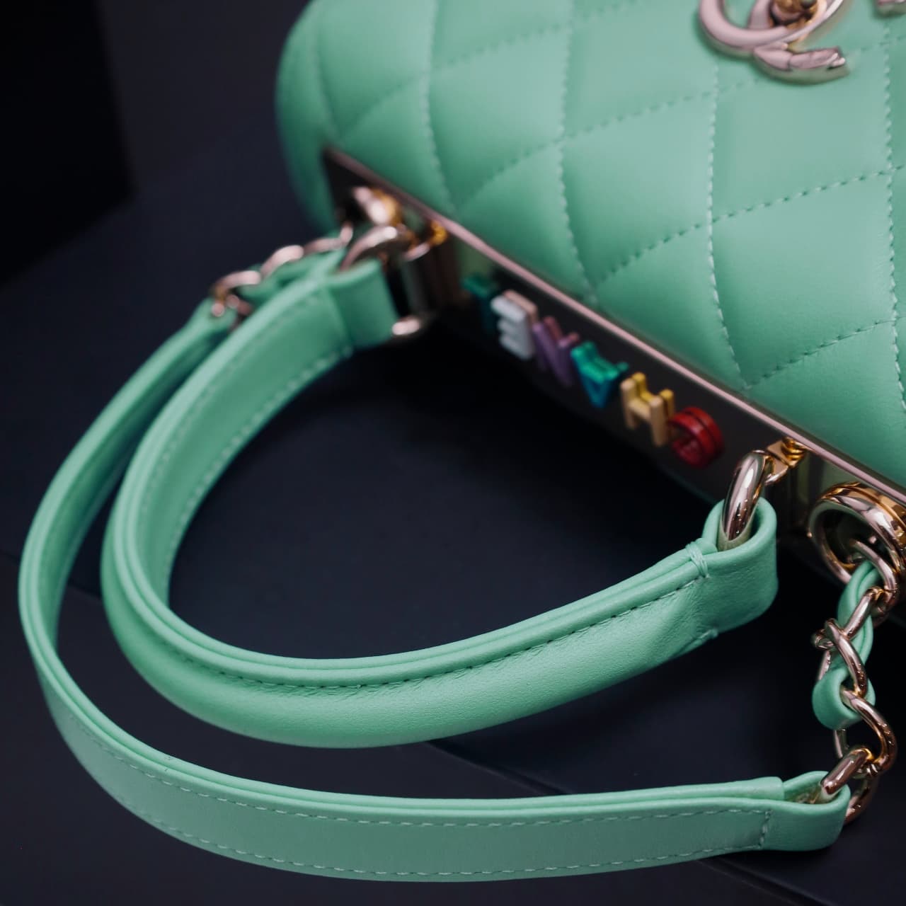 Chanel MINI FLAP BAG WITH TOP HANDLE AS4654 Lambskin &Gold-Tone Metal Green A