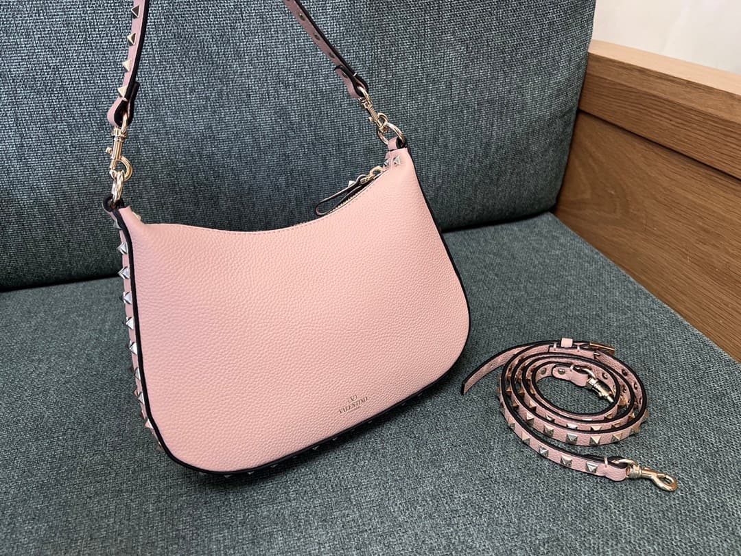 Valentino Garavani Rockstud Hobo bag in grainy light pink calfskin high