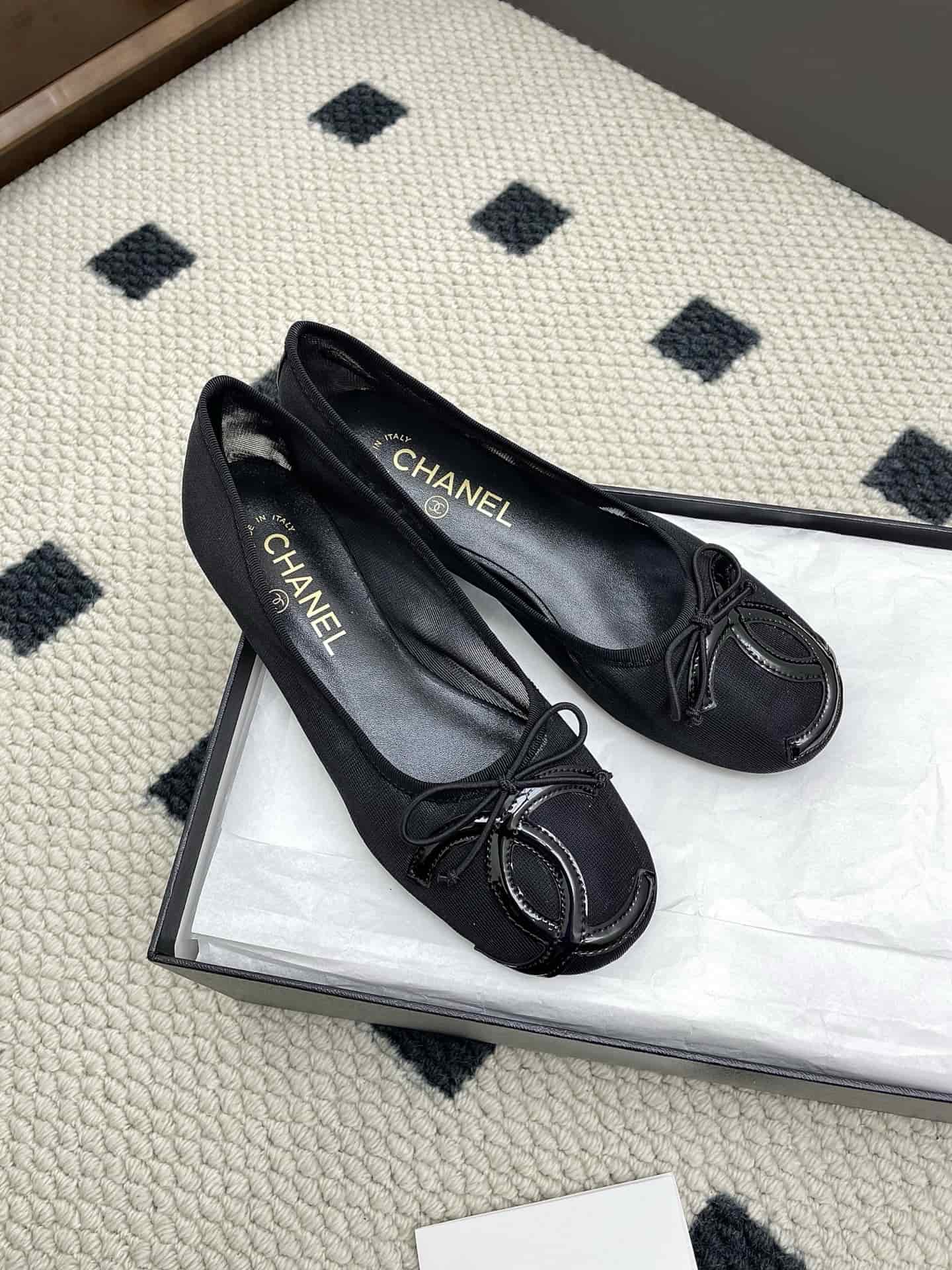 Chanel Pony Hair Patent Cap Toe Ballet Flats shoes Women